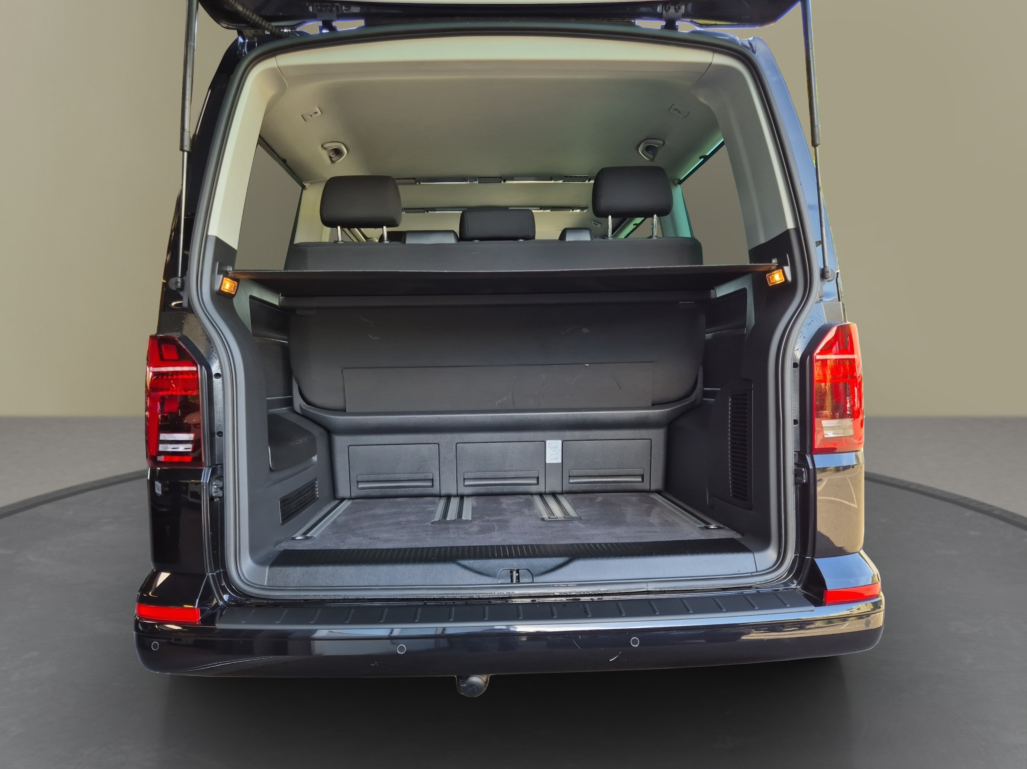 listing desktop thumbnail image 23