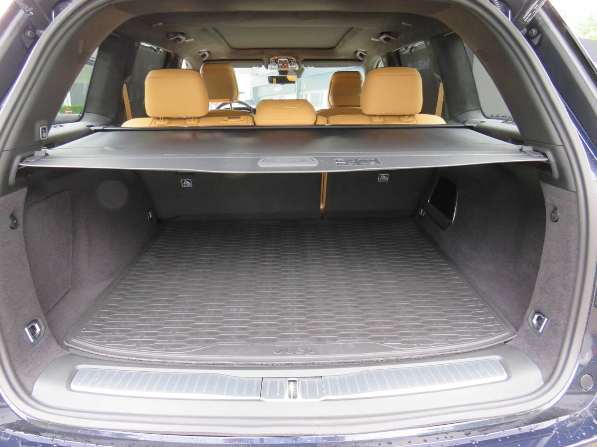 listing desktop thumbnail image 15