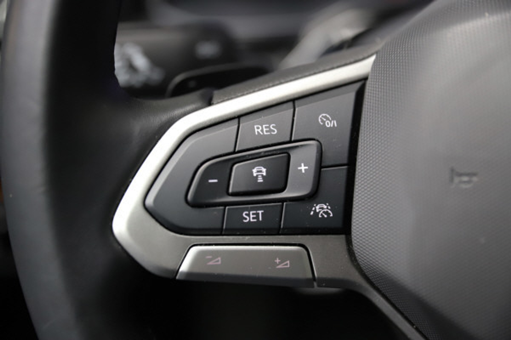 listing desktop thumbnail image 13