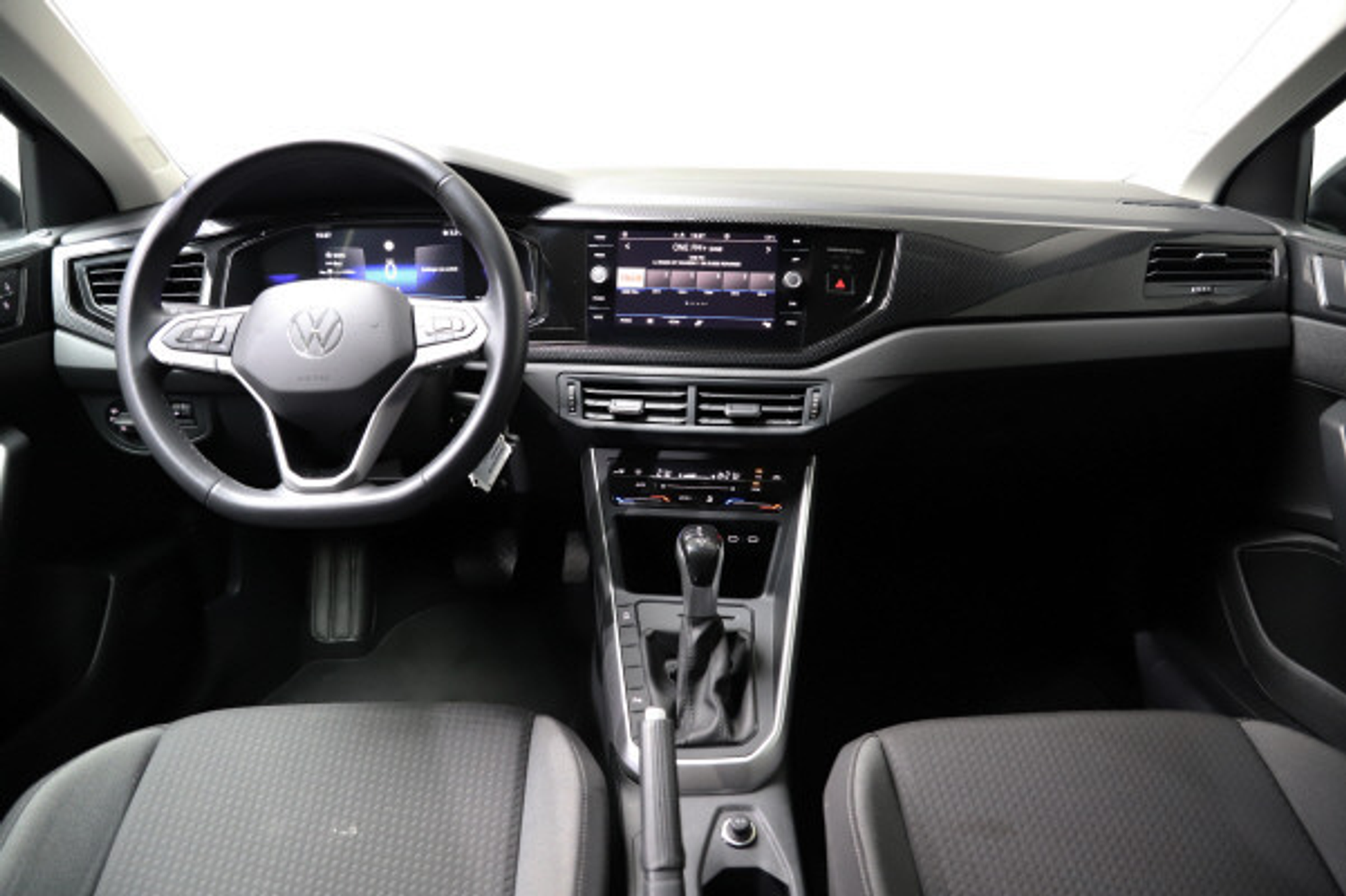 listing desktop thumbnail image 9