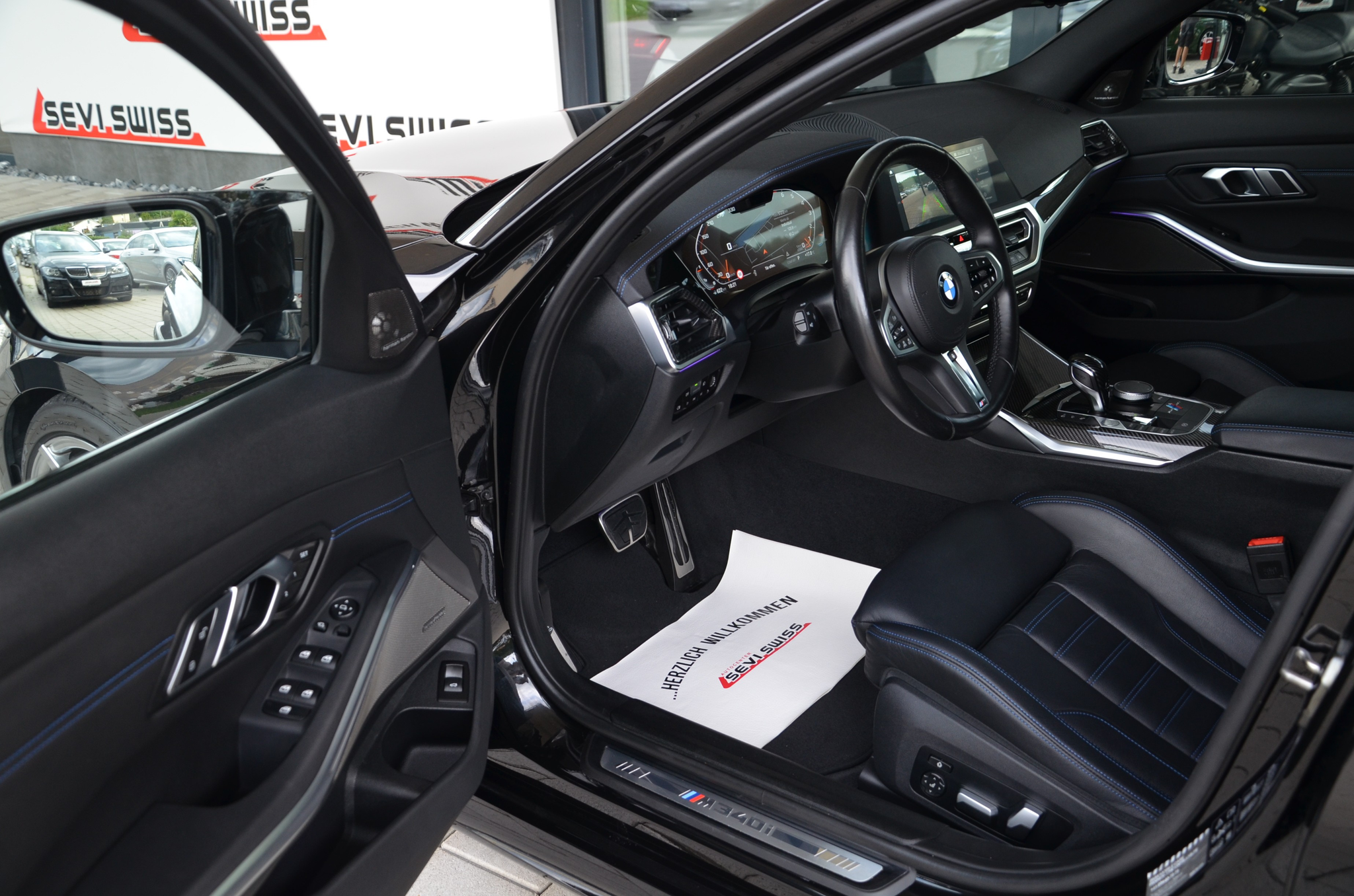 listing desktop thumbnail image 10