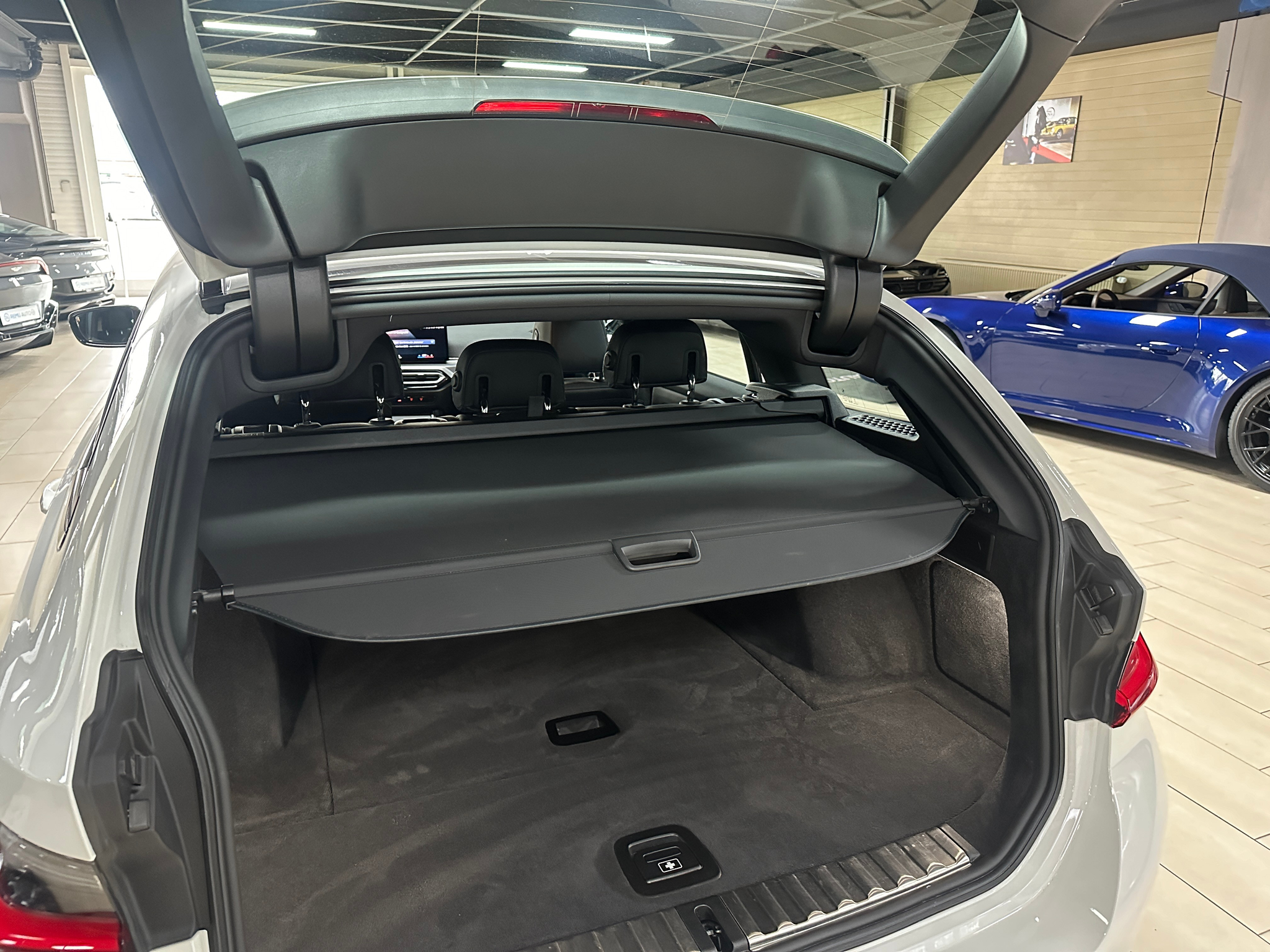 listing desktop thumbnail image 21