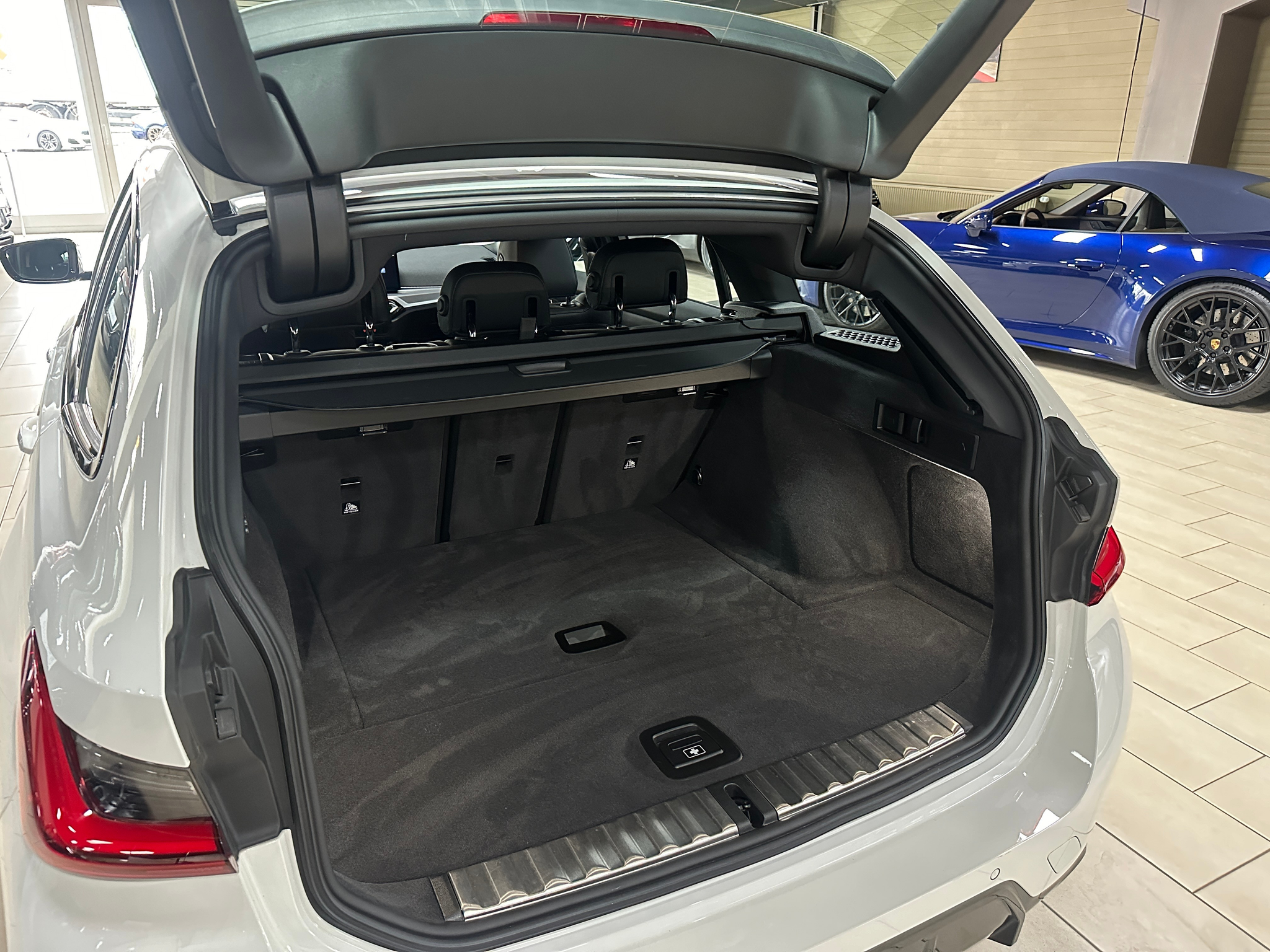 listing desktop thumbnail image 19