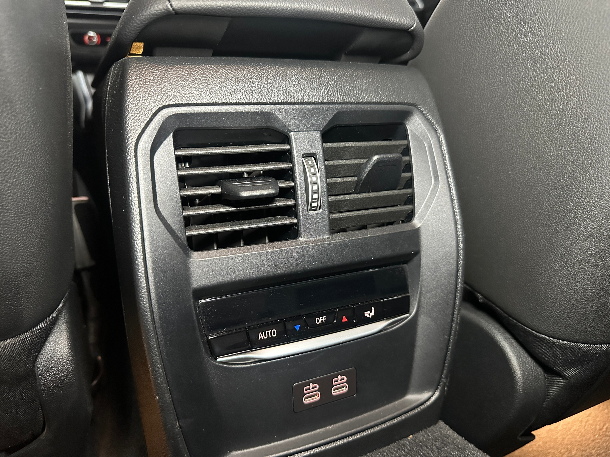 listing desktop thumbnail image 22