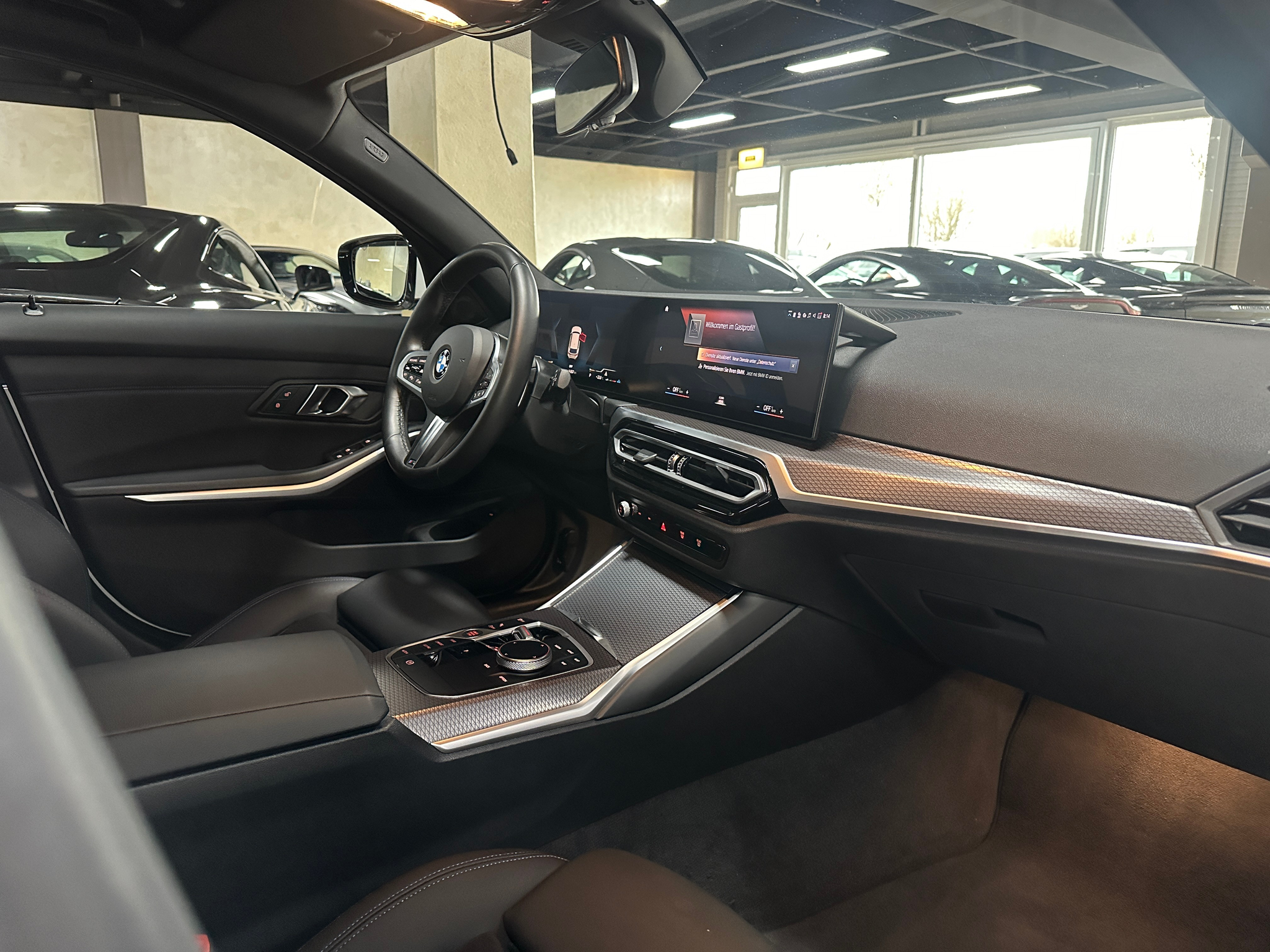 listing desktop thumbnail image 16