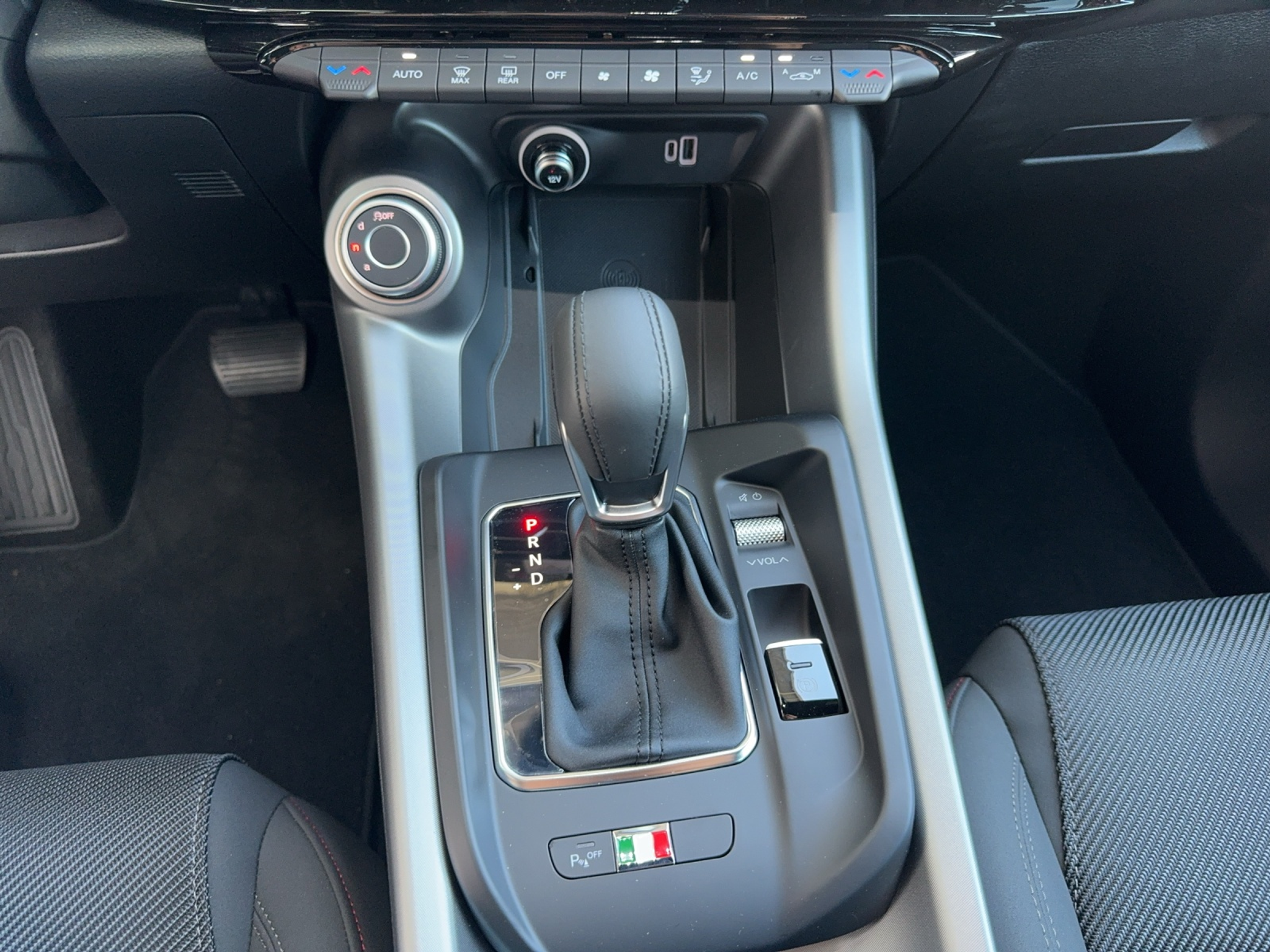 listing desktop thumbnail image 13