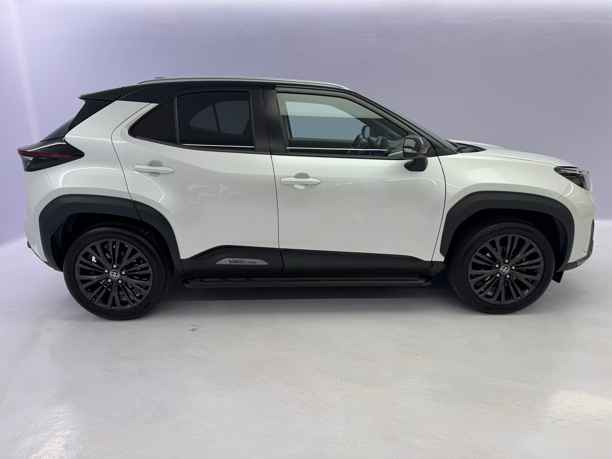 listing desktop thumbnail image 2