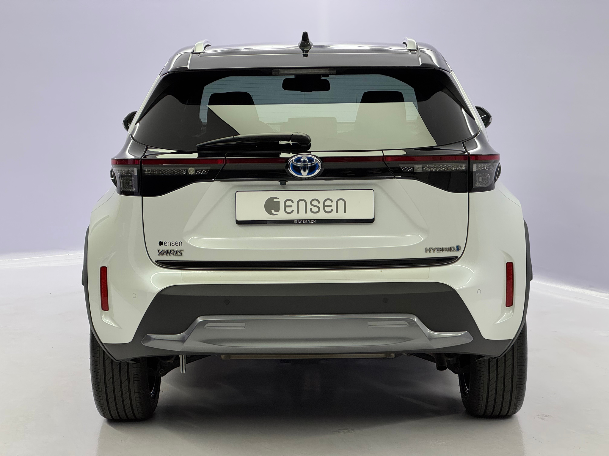 listing desktop thumbnail image 3