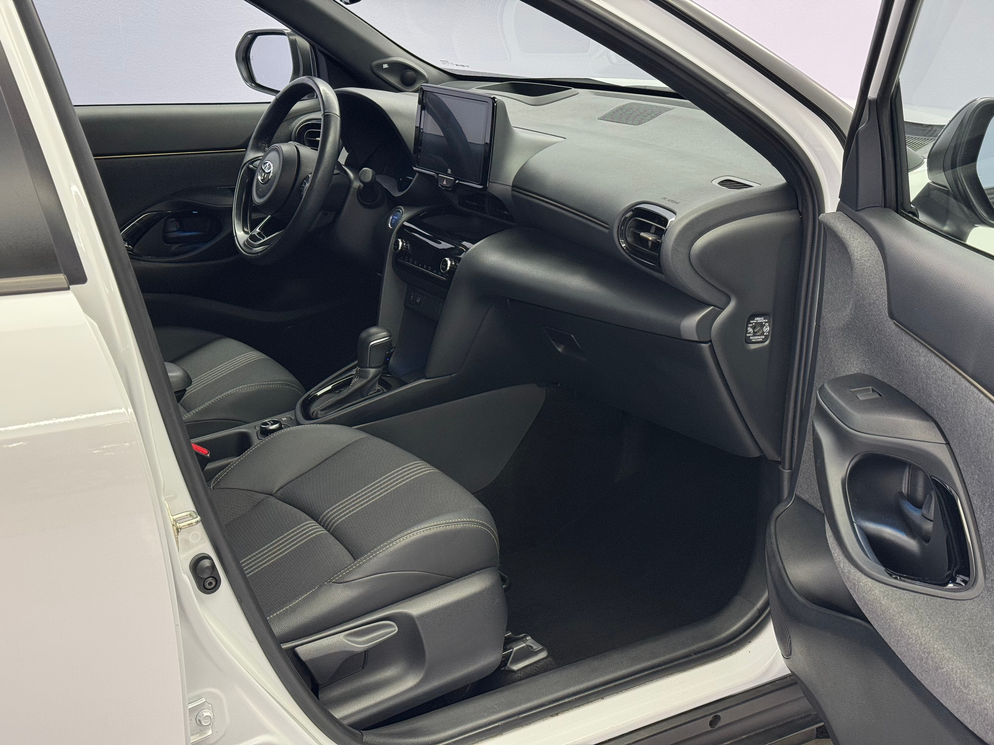 listing desktop thumbnail image 7