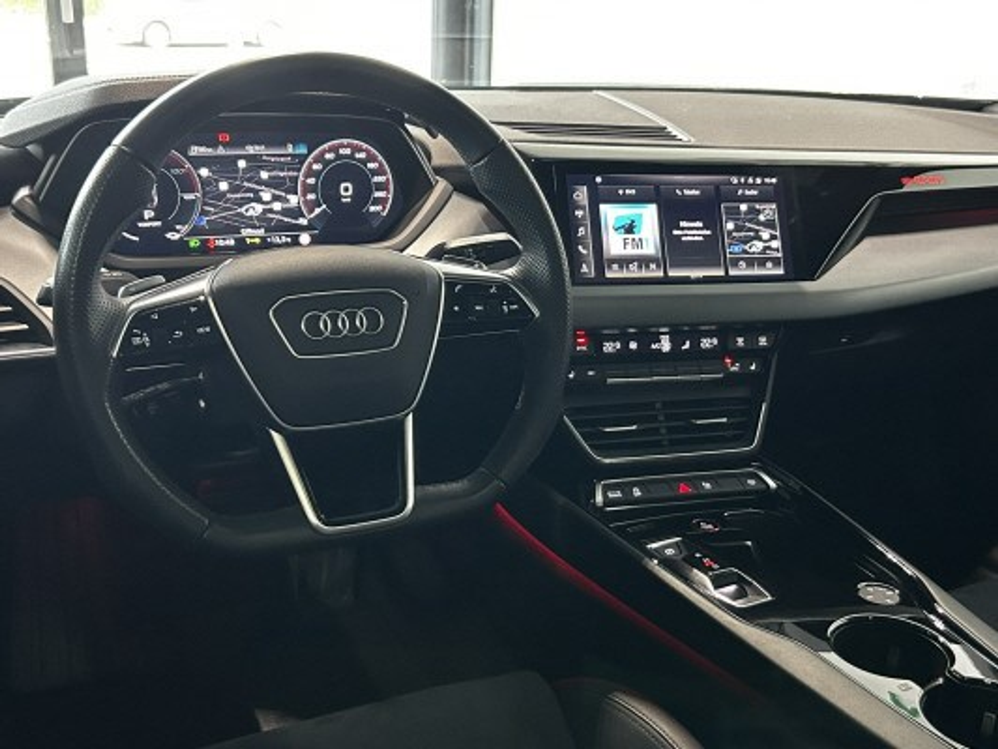 listing desktop thumbnail image 7