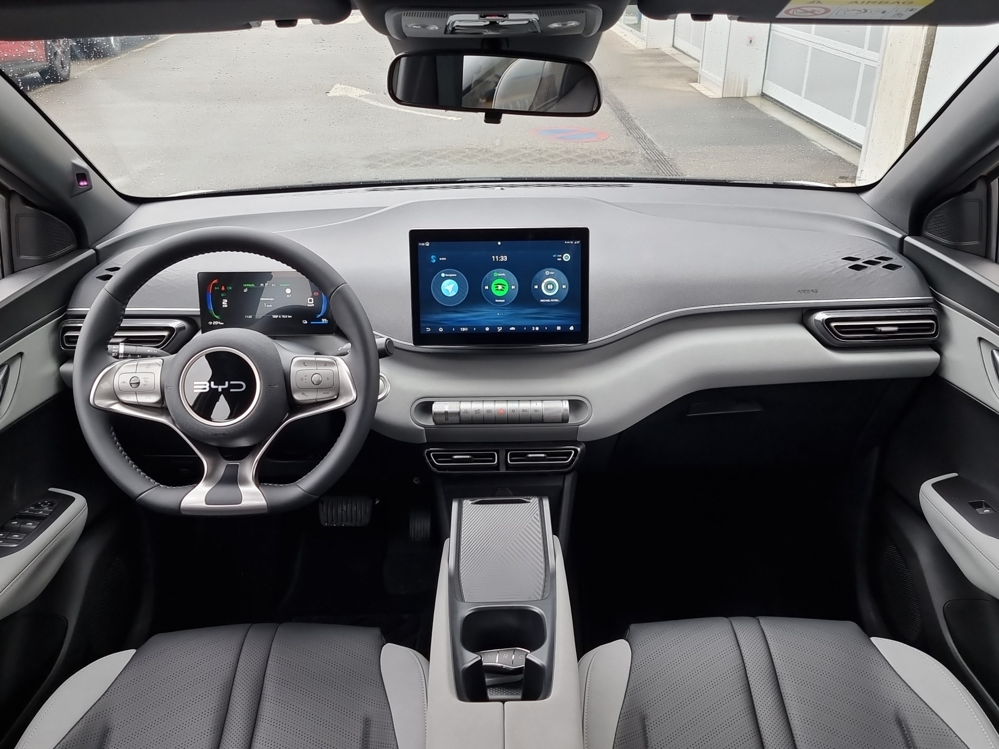 listing desktop thumbnail image 5