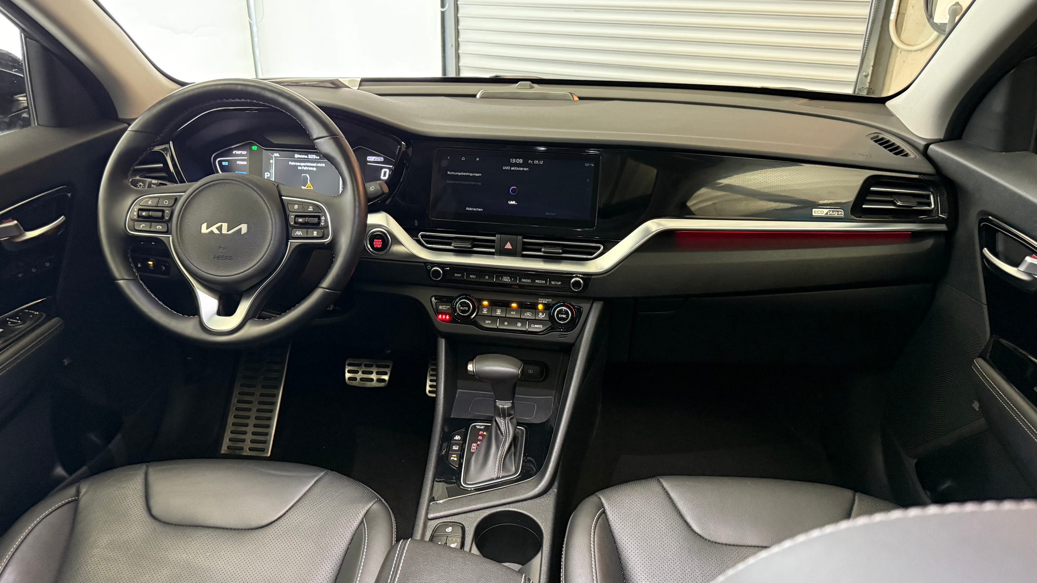 listing desktop thumbnail image 19