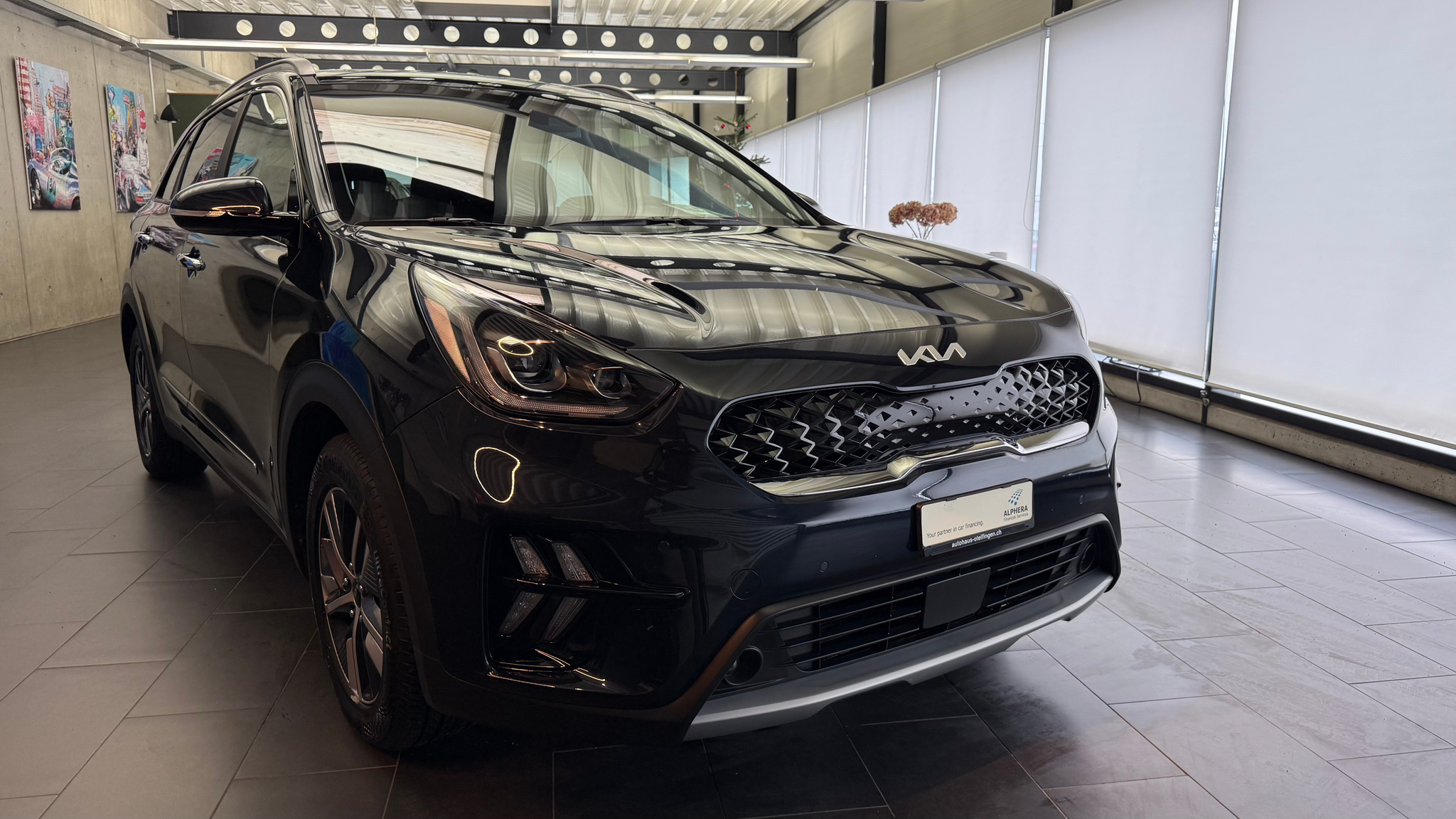 listing desktop thumbnail image 2