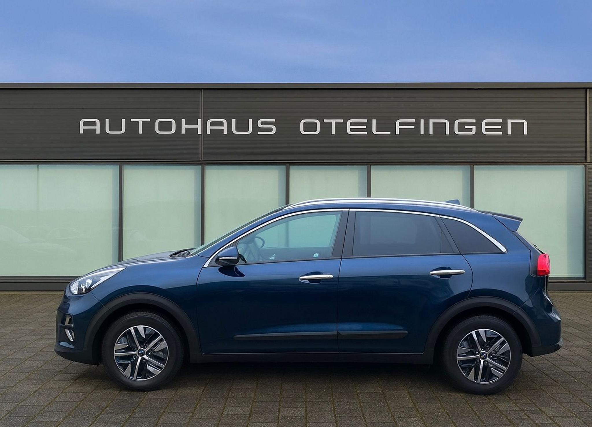 listing desktop thumbnail image 0