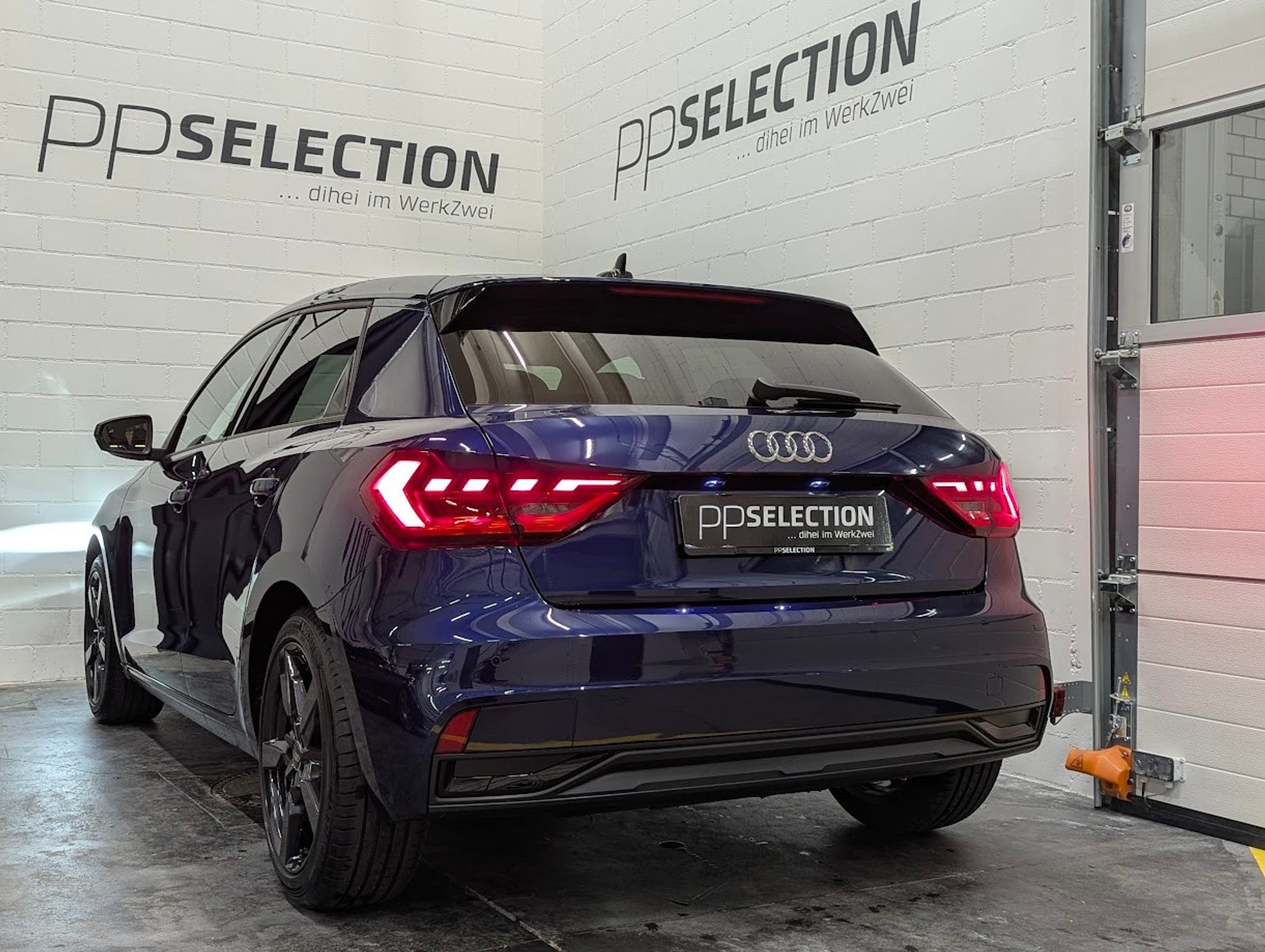 listing desktop thumbnail image 30