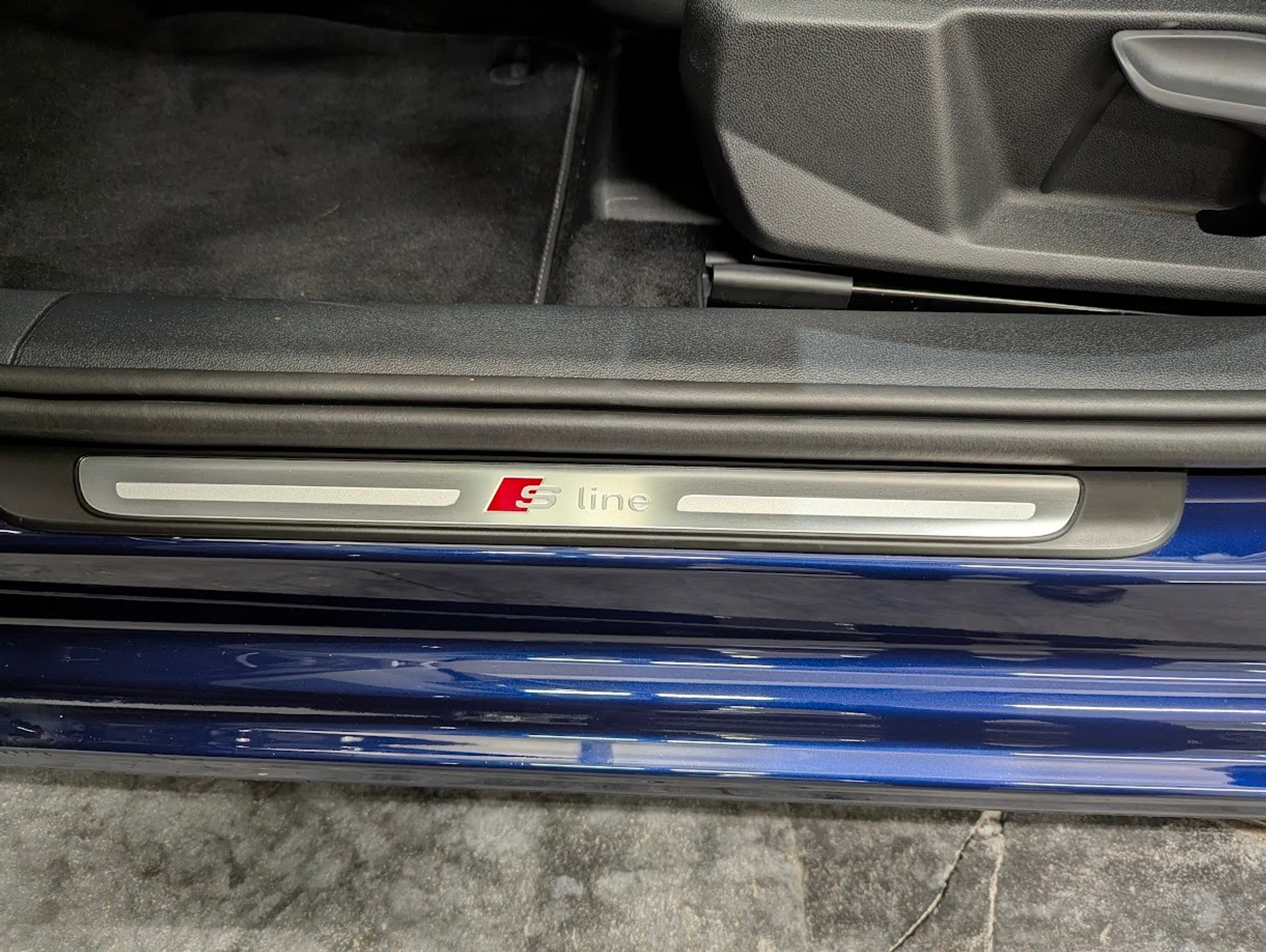 listing desktop thumbnail image 6