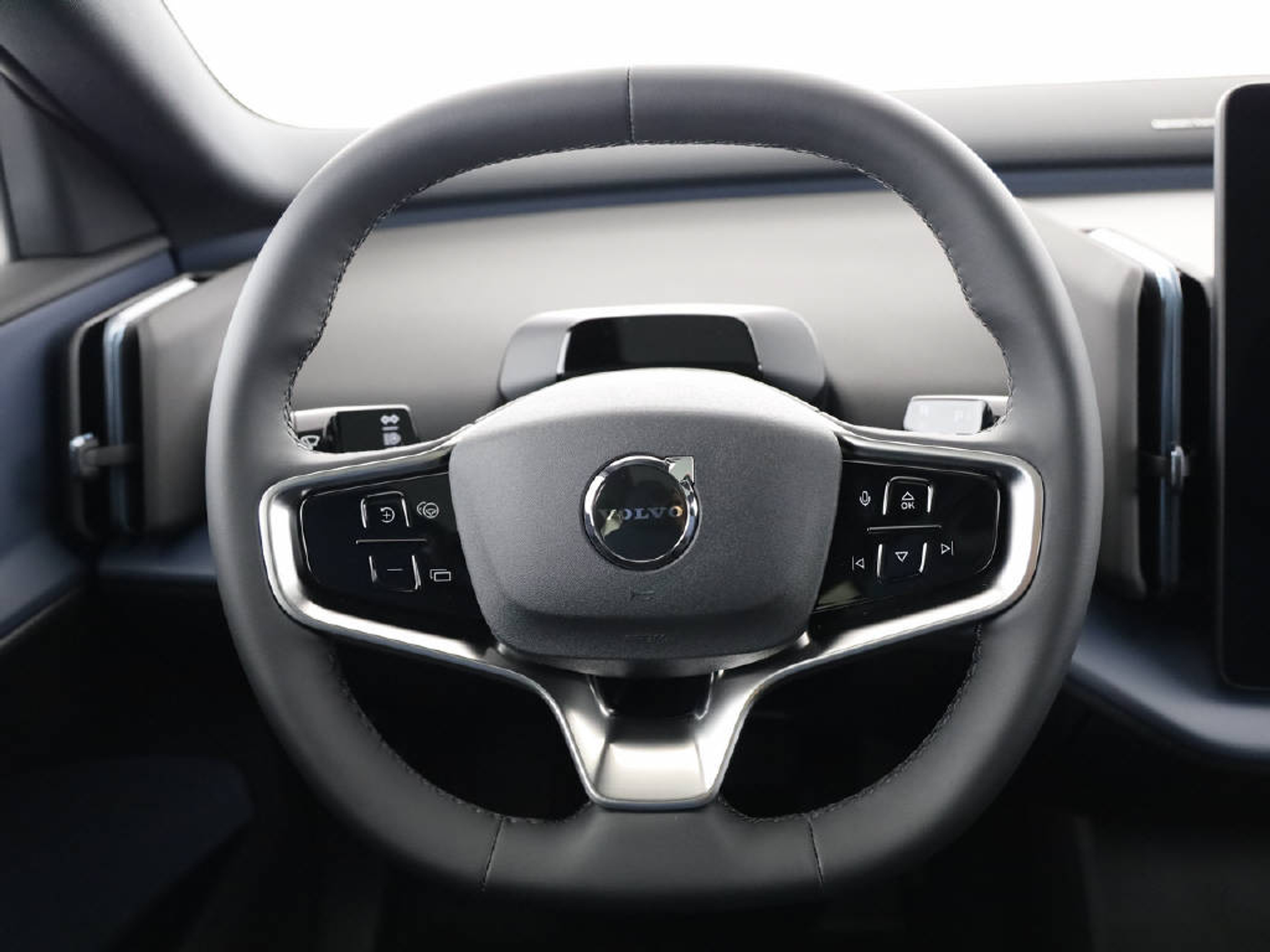 listing desktop thumbnail image 10