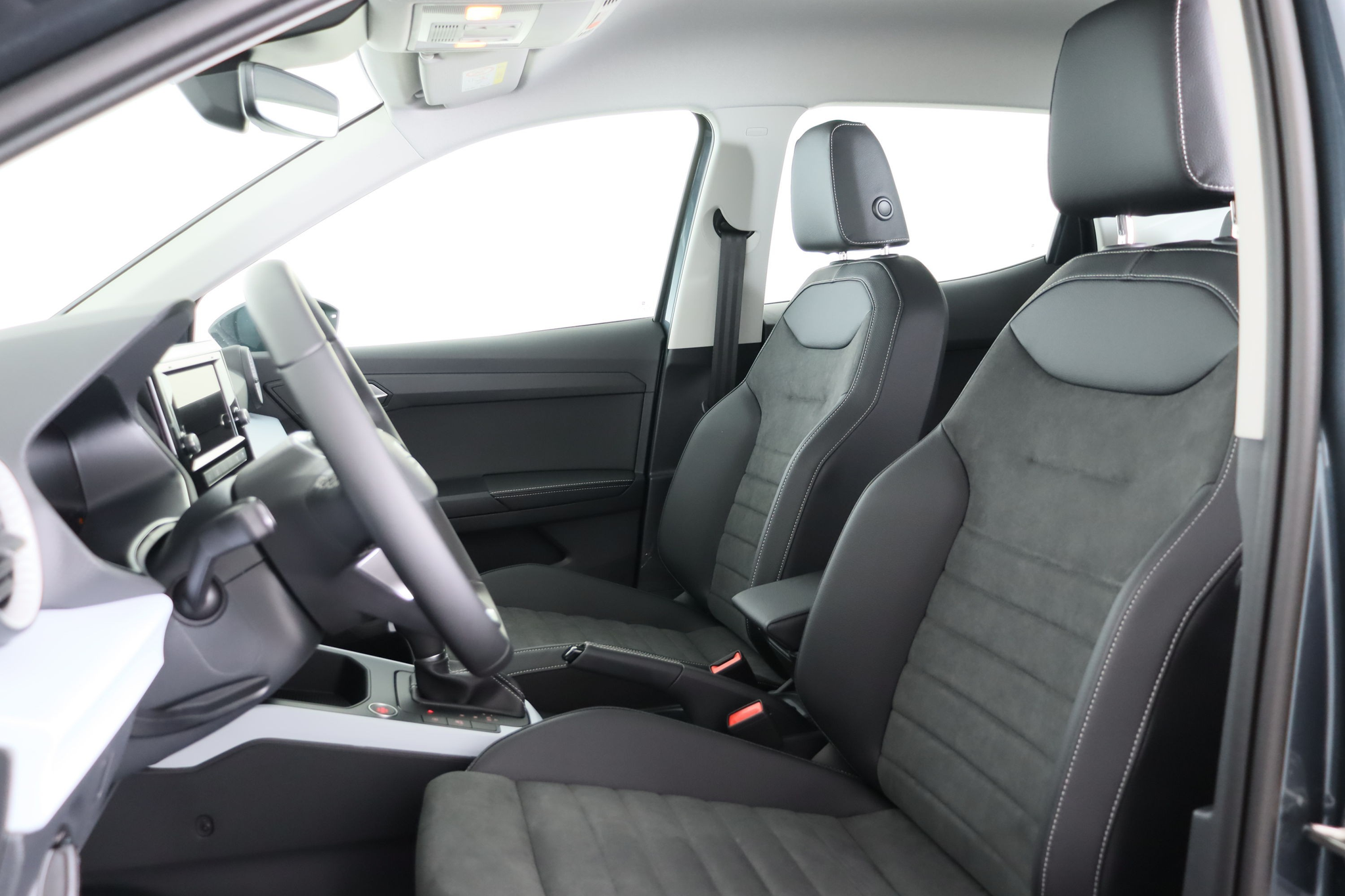 listing desktop thumbnail image 15