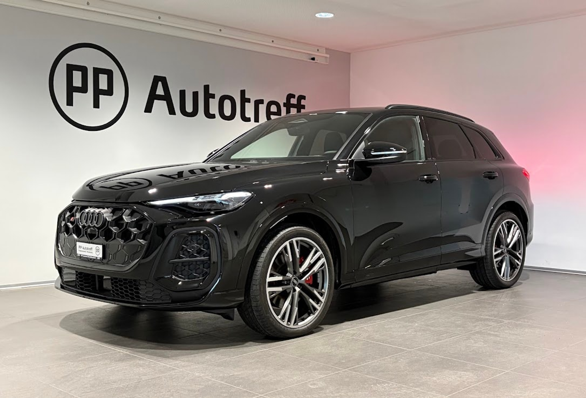 listing desktop thumbnail image 1