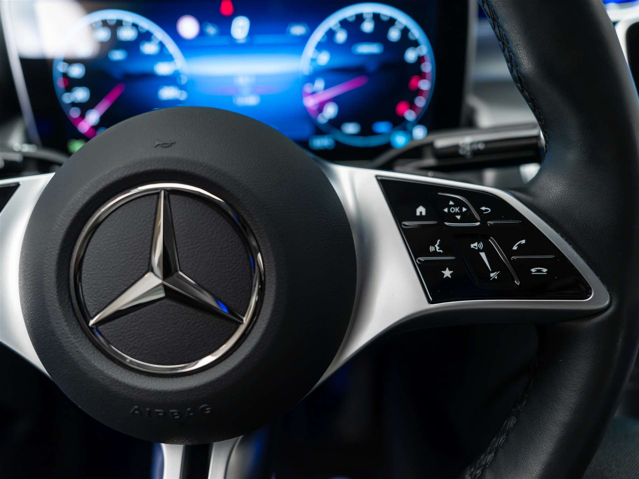 listing desktop thumbnail image 32