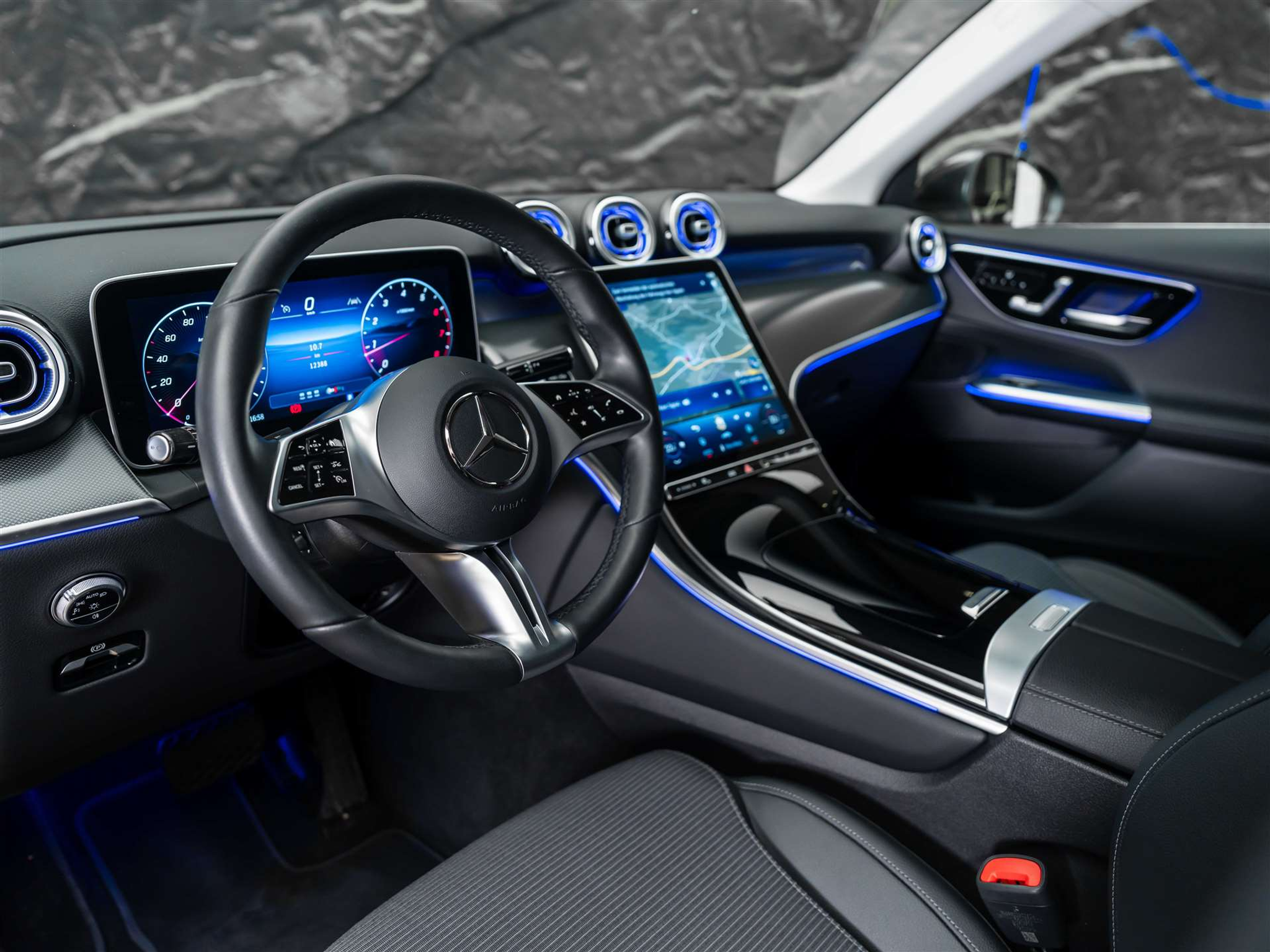 listing desktop thumbnail image 7