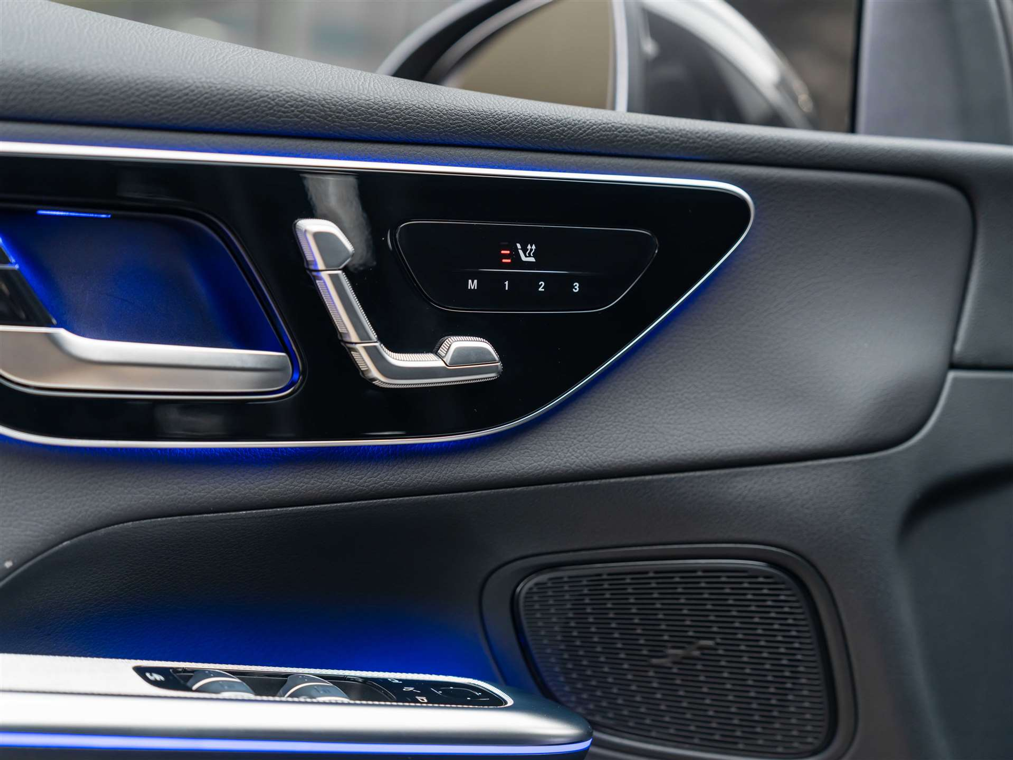 listing desktop thumbnail image 22