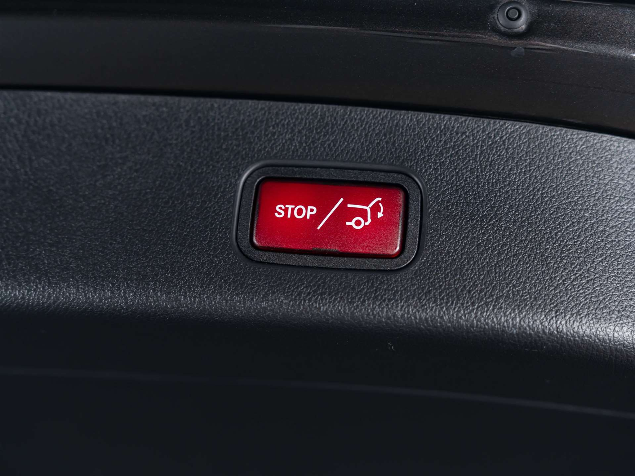 listing desktop thumbnail image 45