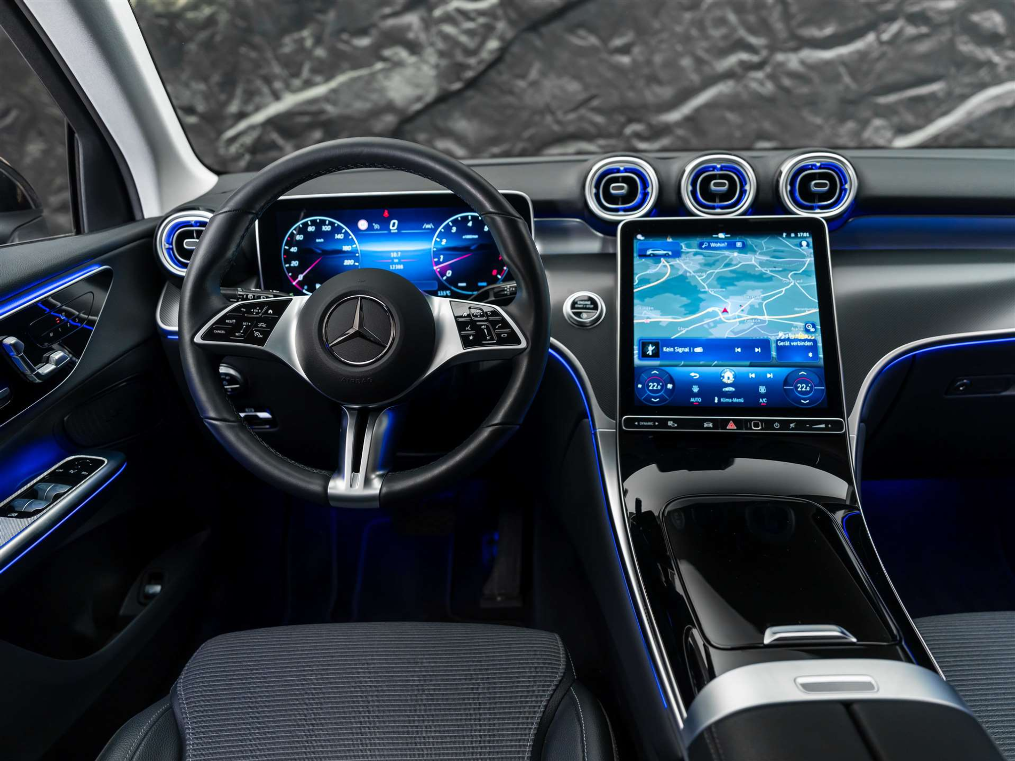 listing desktop thumbnail image 25