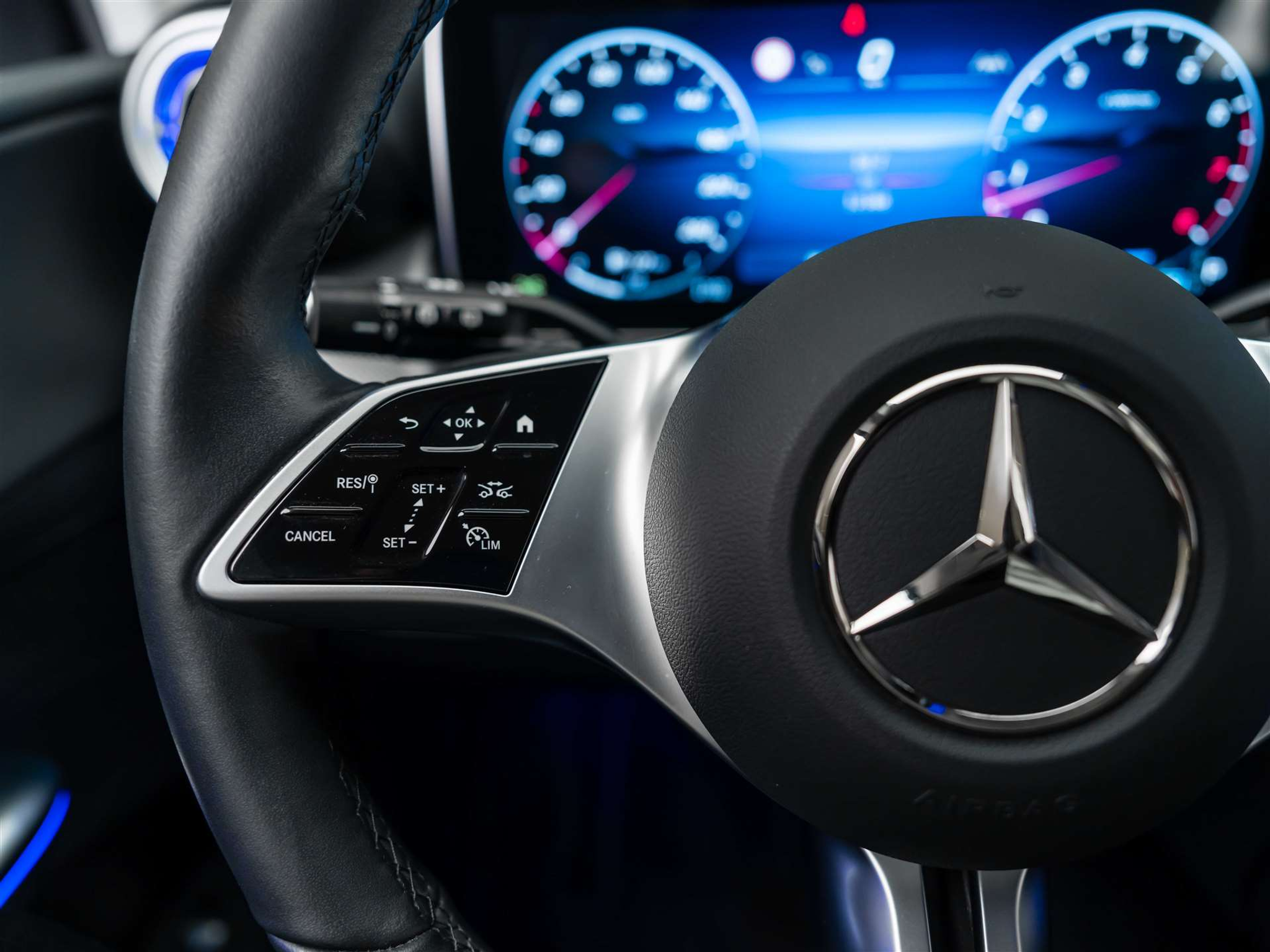 listing desktop thumbnail image 31