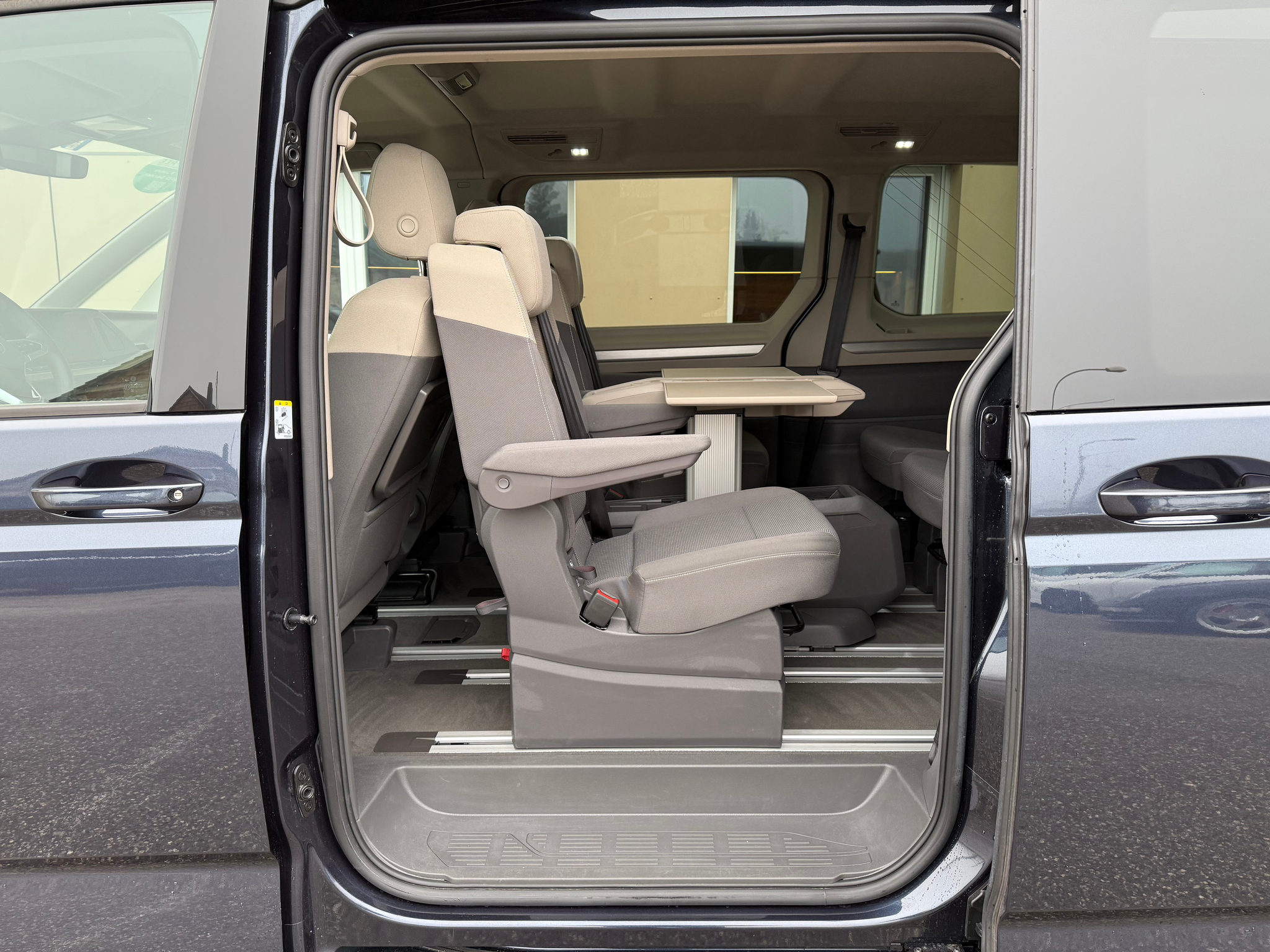 listing desktop thumbnail image 21