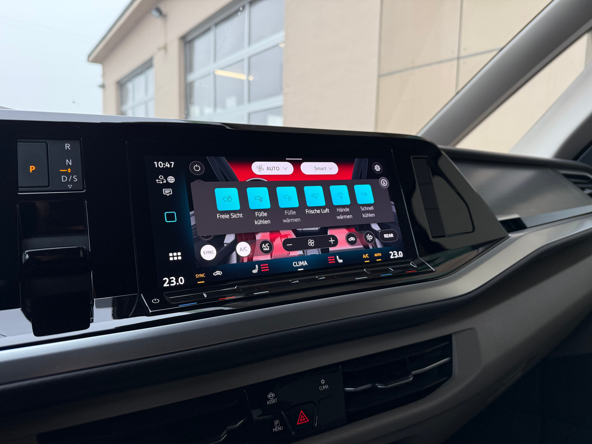 listing desktop thumbnail image 17