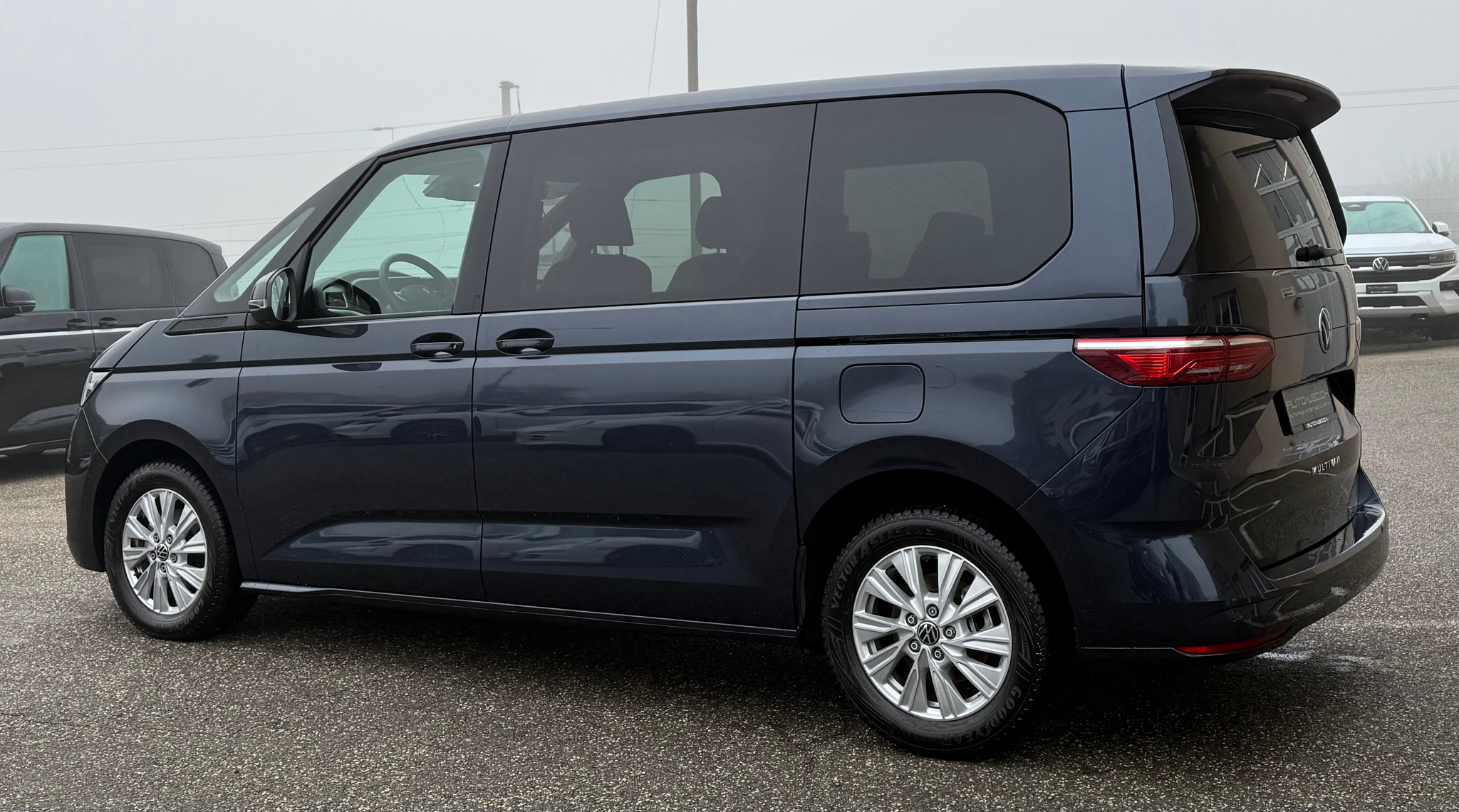 listing desktop thumbnail image 6