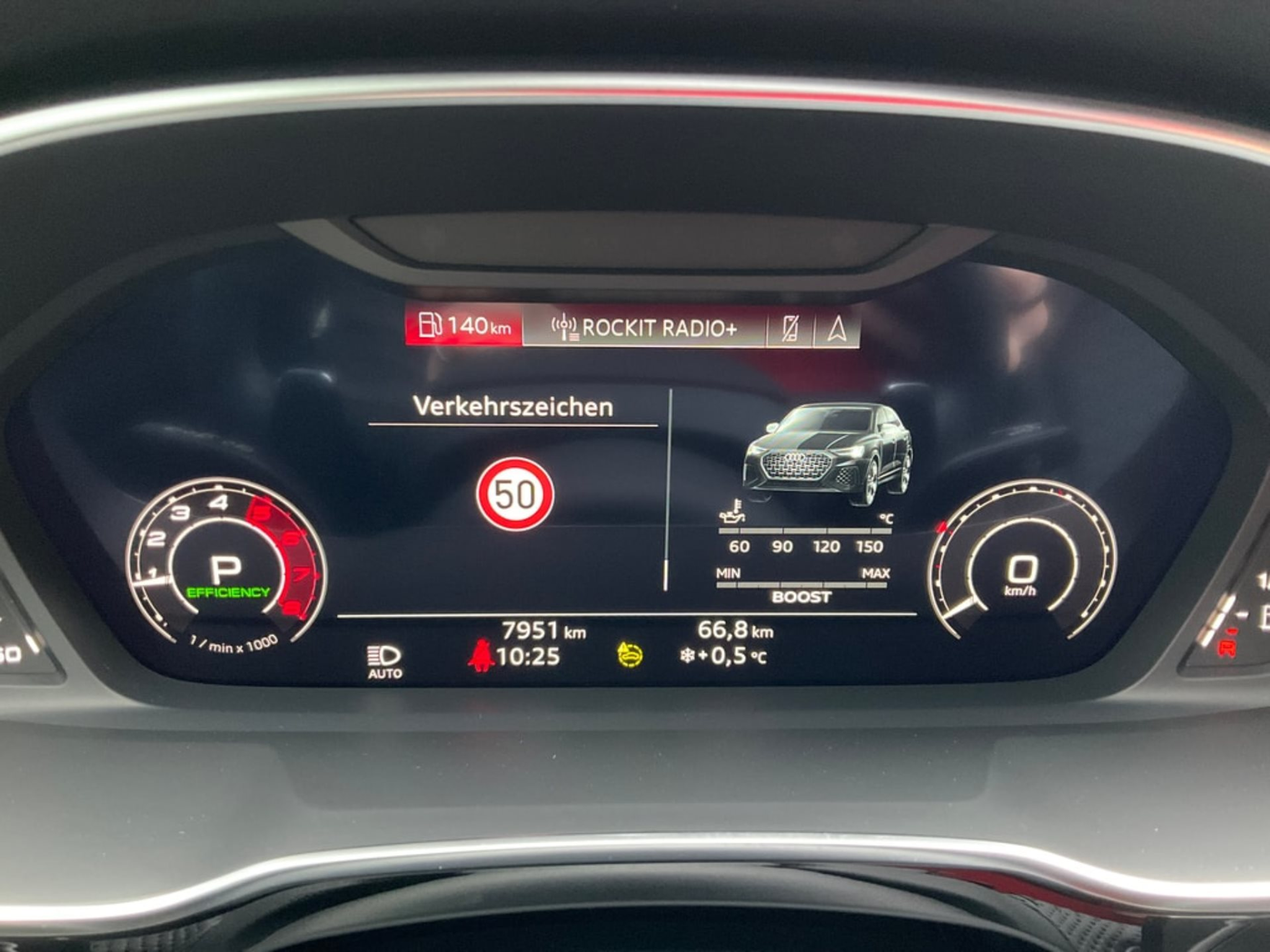 listing desktop thumbnail image 11