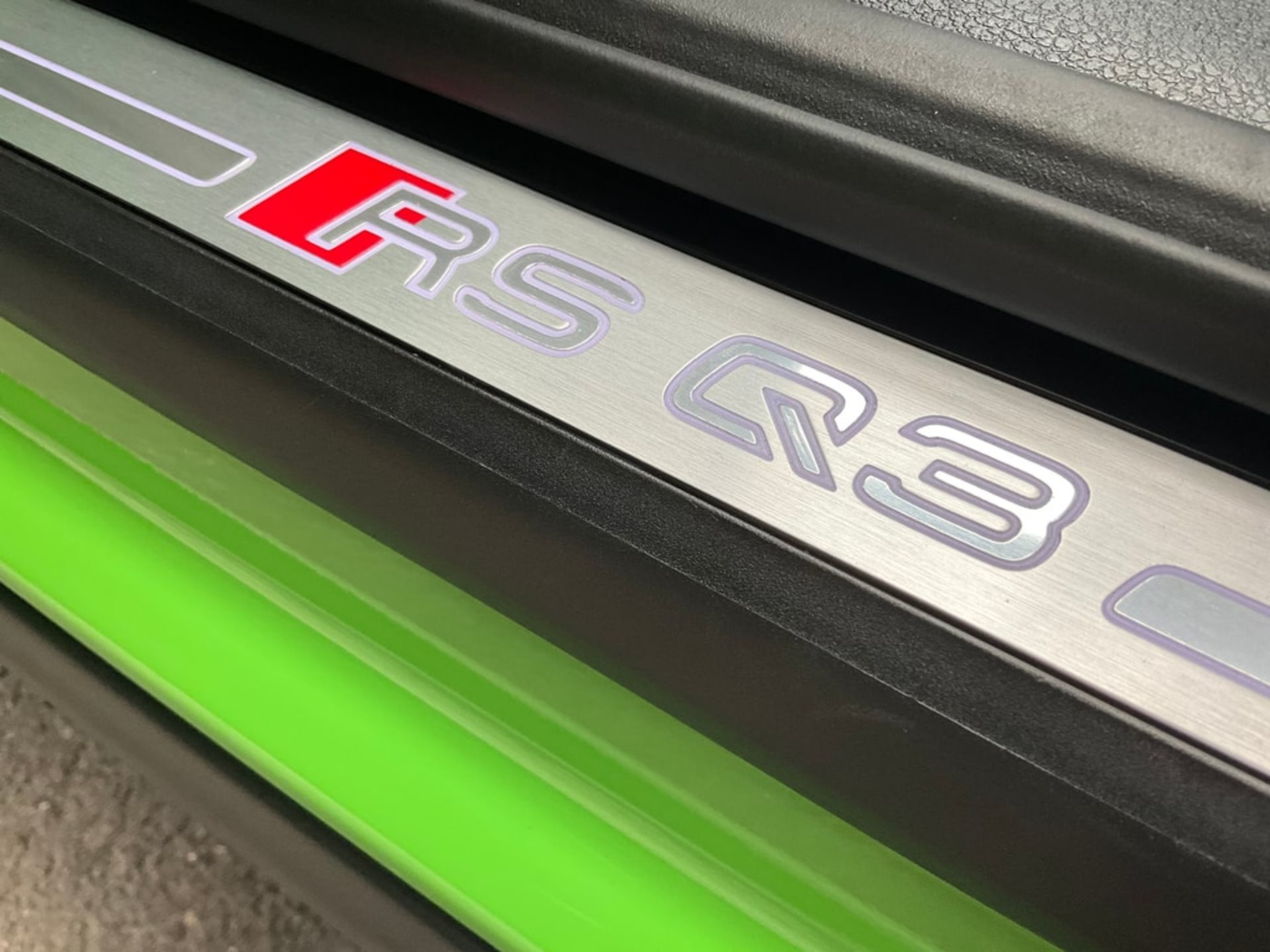 listing desktop thumbnail image 27