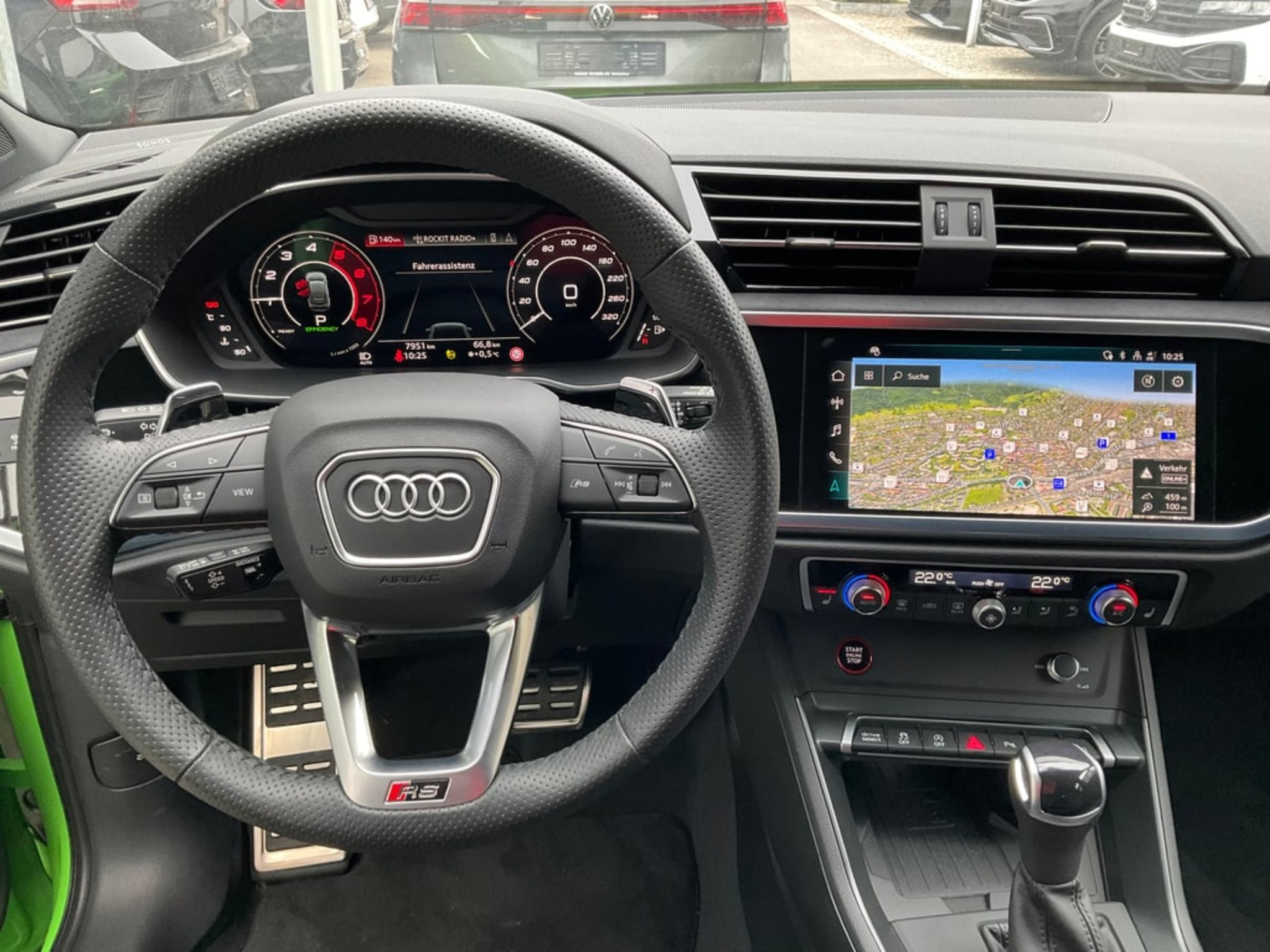 listing desktop thumbnail image 9