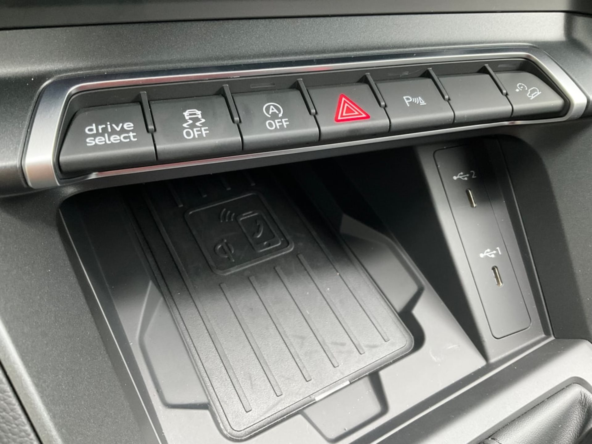 listing desktop thumbnail image 21