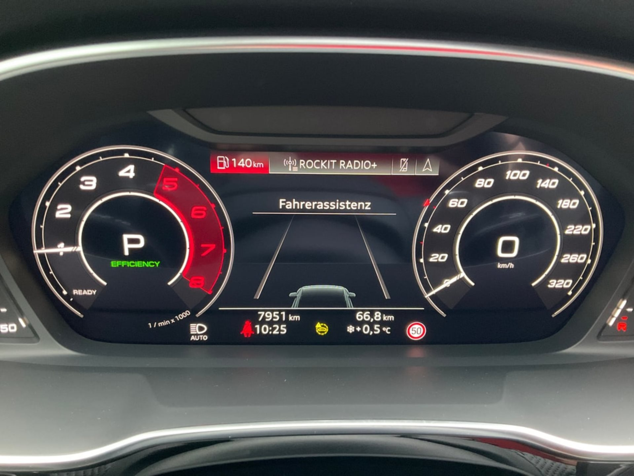 listing desktop thumbnail image 10