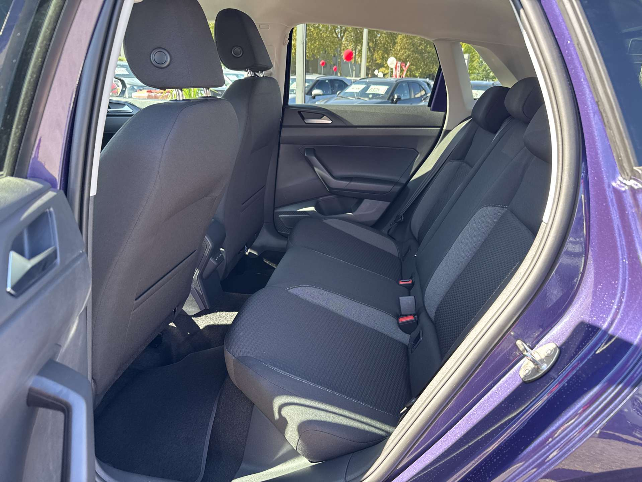 listing desktop thumbnail image 5