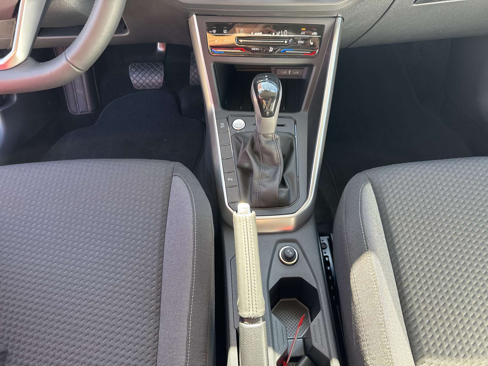 listing desktop thumbnail image 10