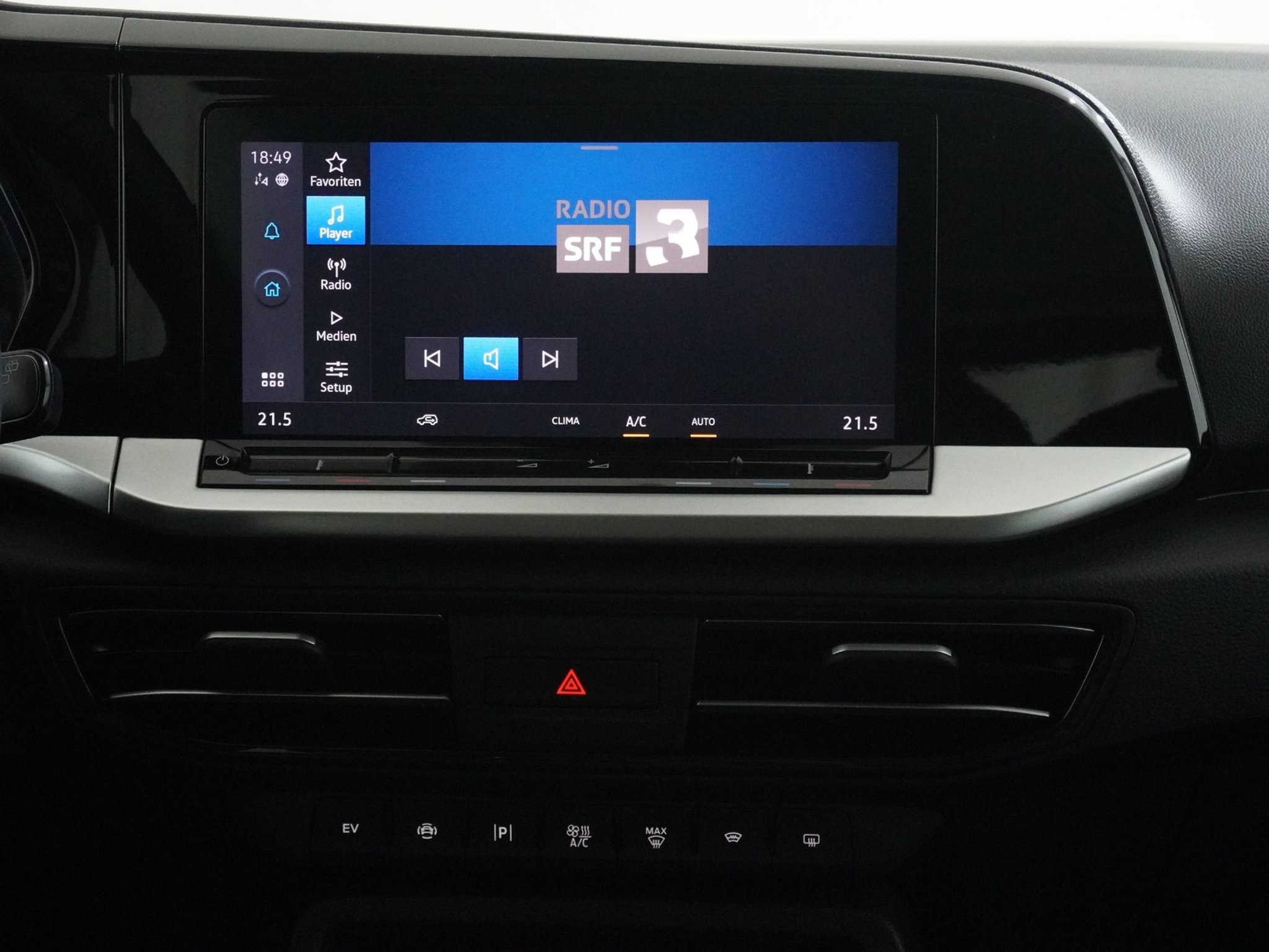 listing desktop thumbnail image 18