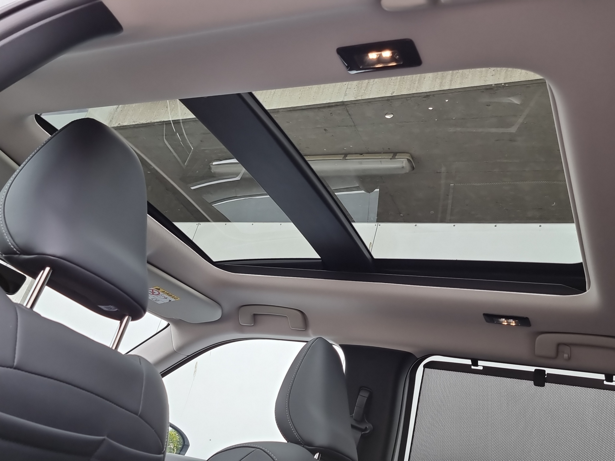 listing desktop thumbnail image 12