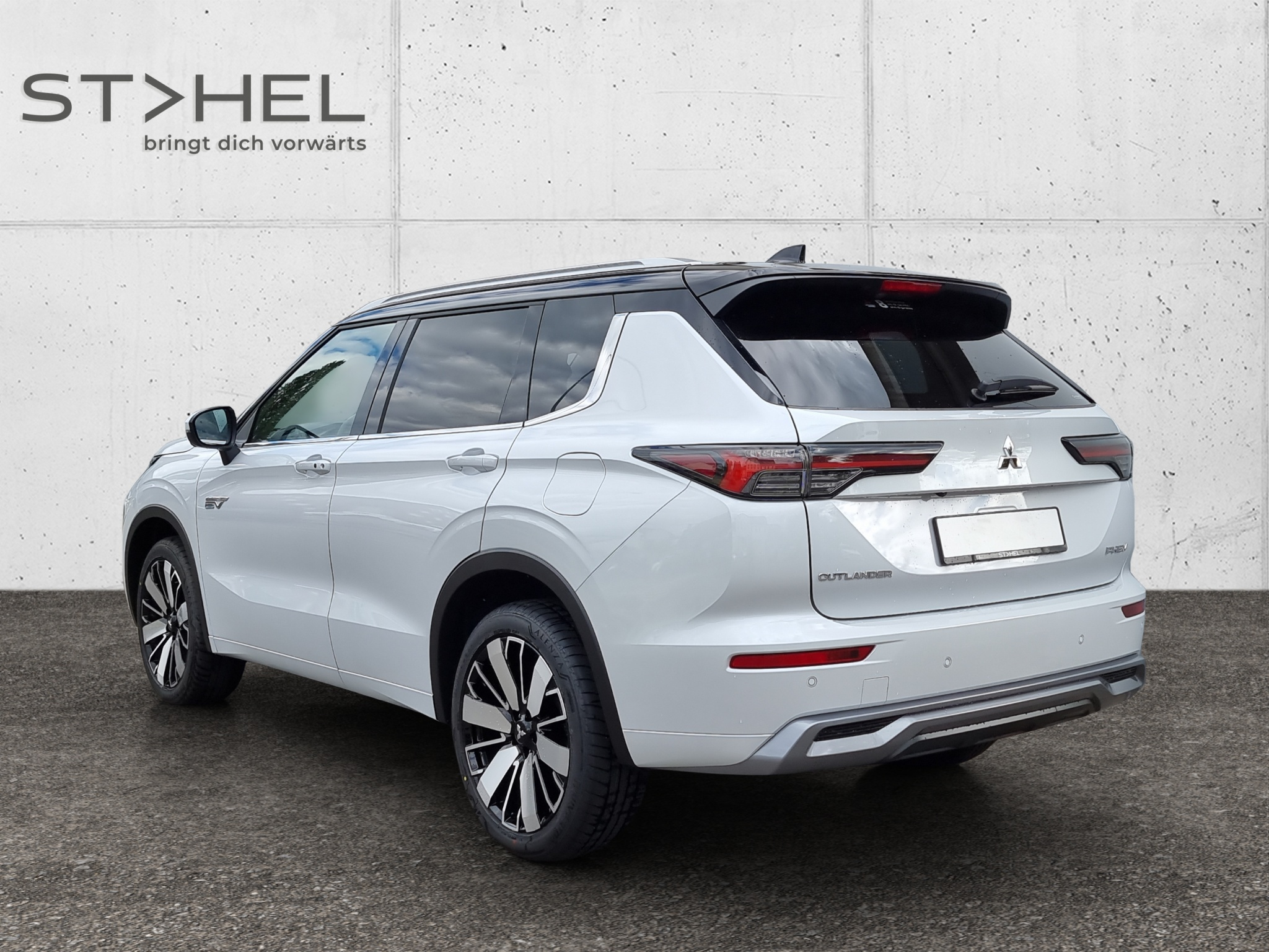 listing desktop thumbnail image 2