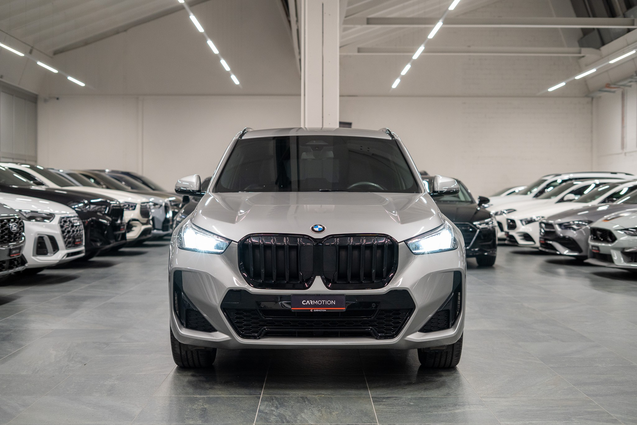 listing desktop thumbnail image 1