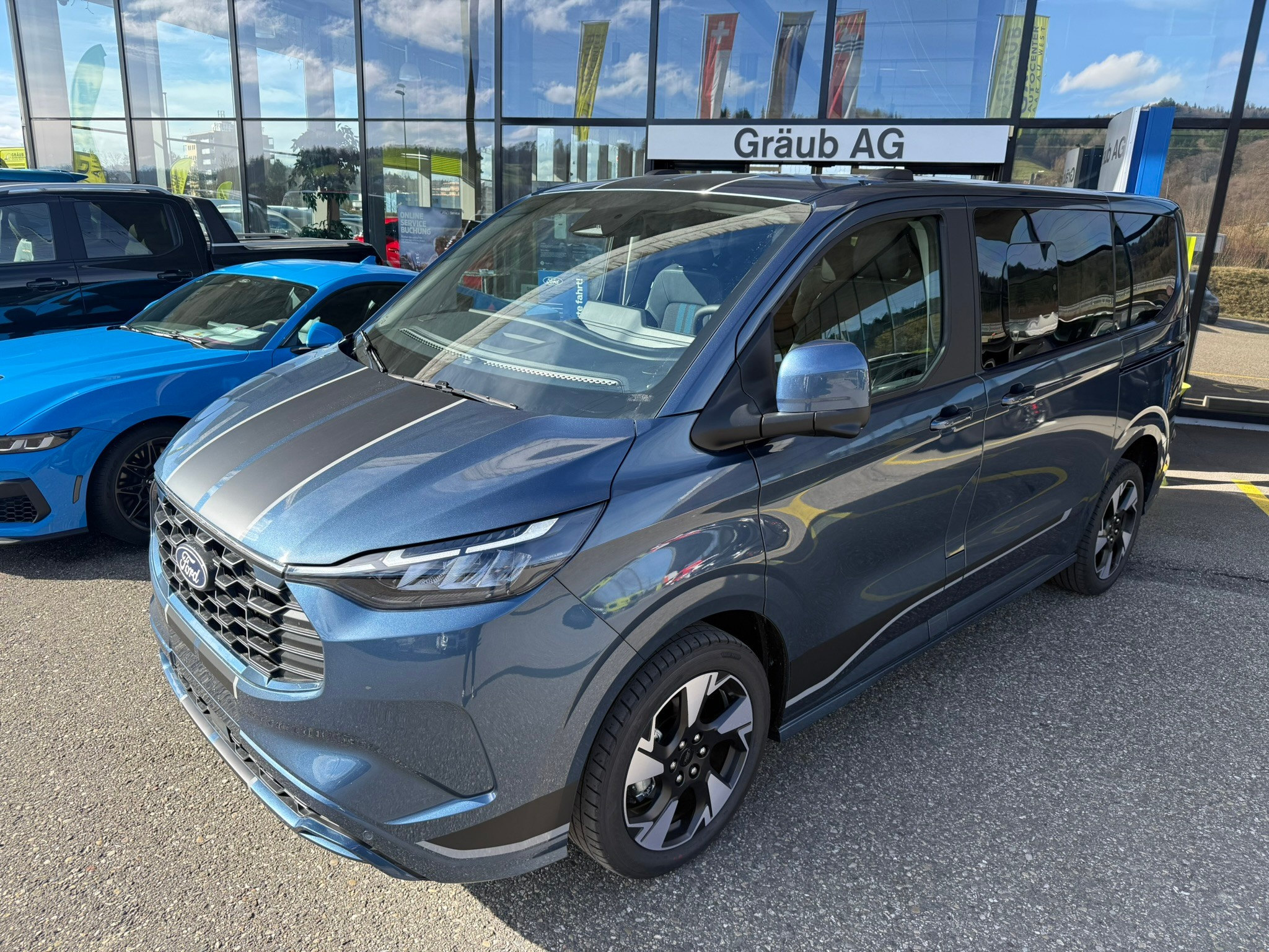 listing desktop thumbnail image 2