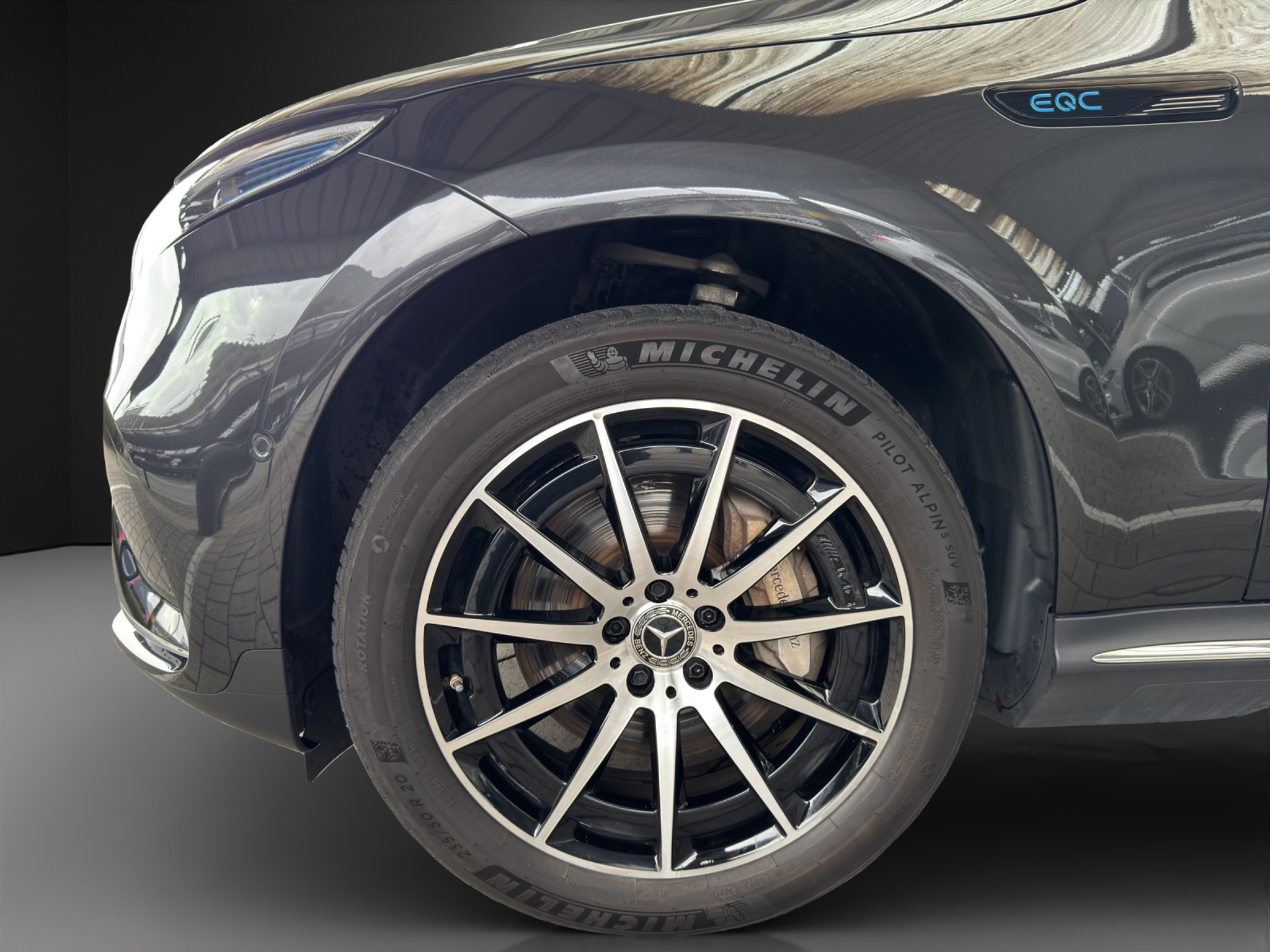 listing desktop thumbnail image 7