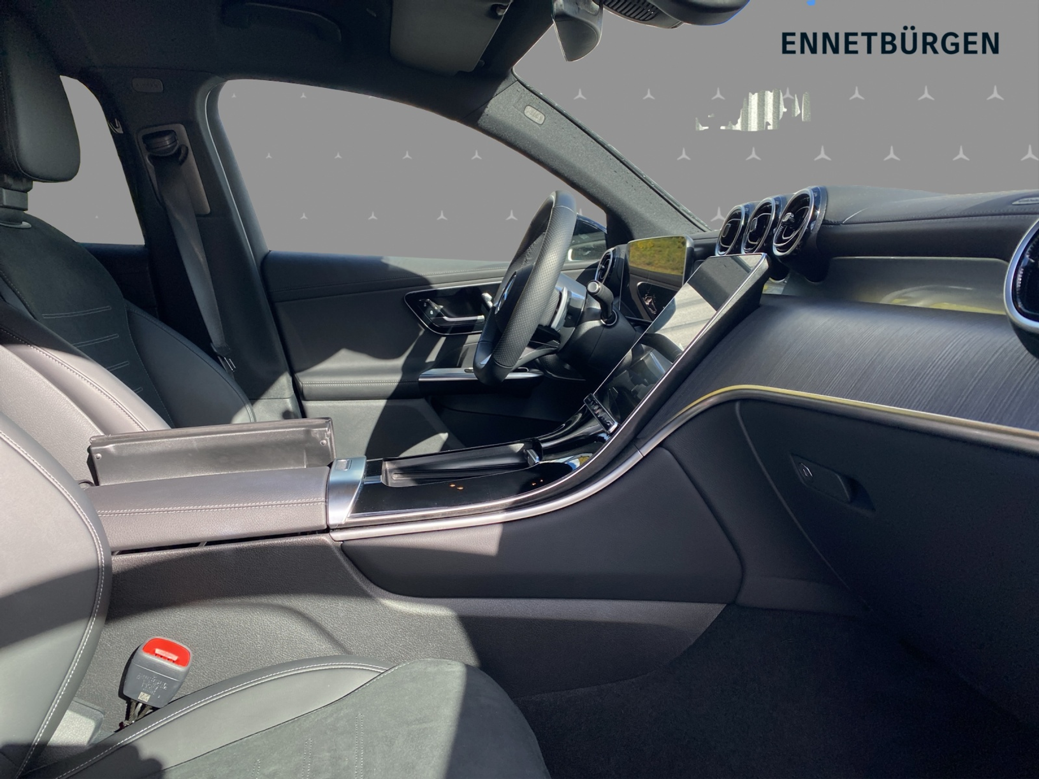 listing desktop thumbnail image 14