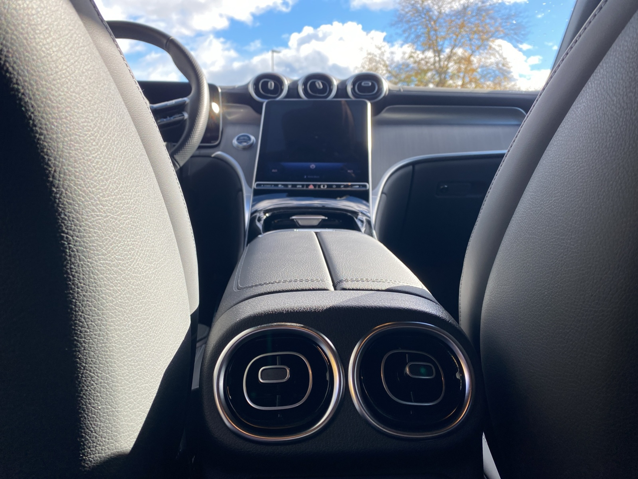 listing desktop thumbnail image 12