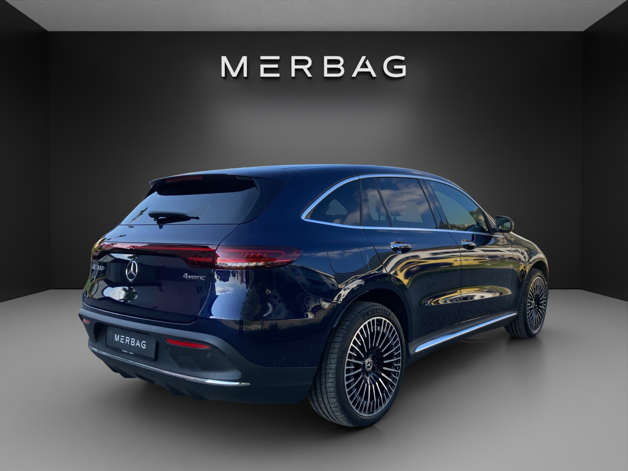 listing desktop thumbnail image 4