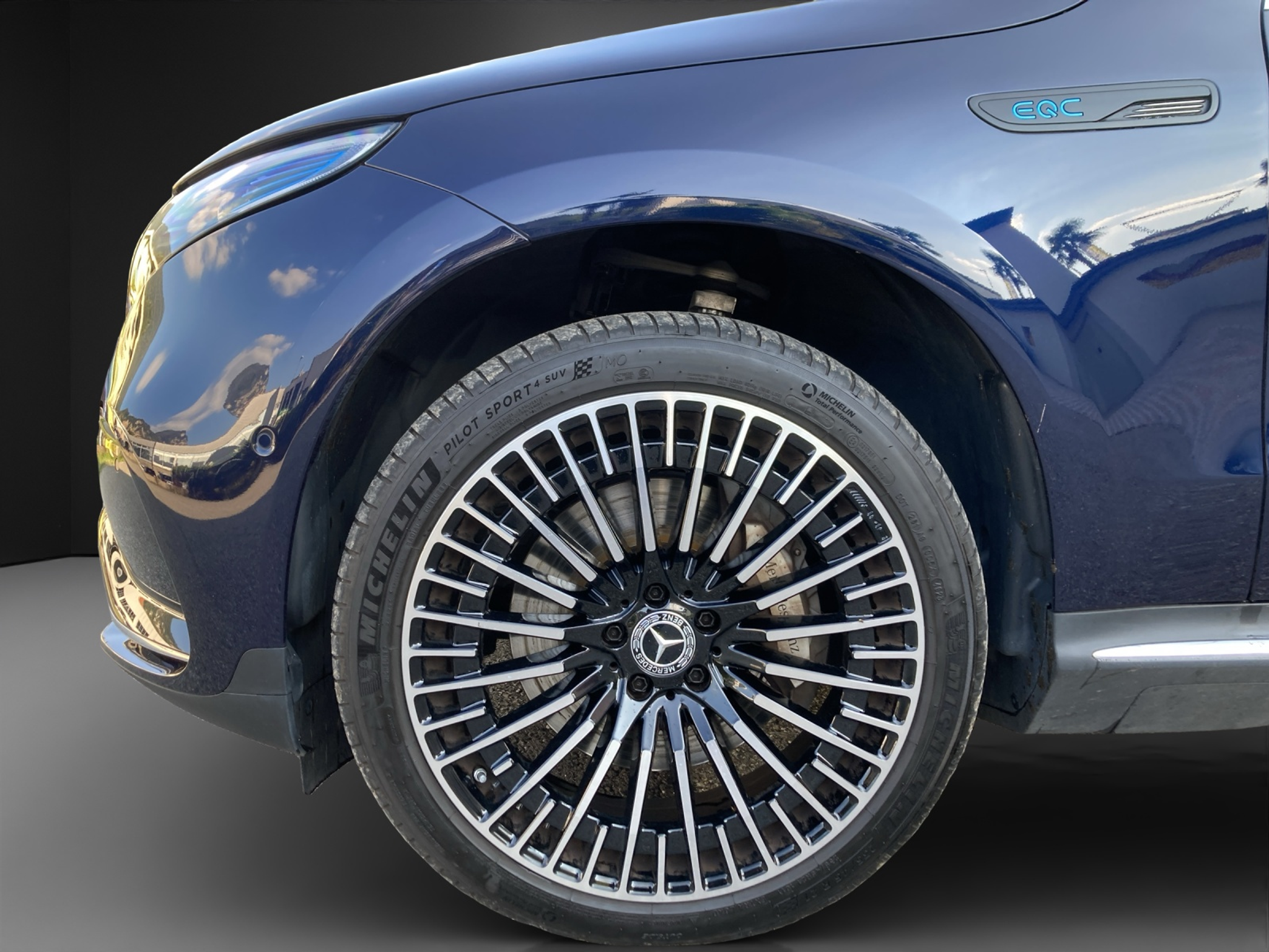 listing desktop thumbnail image 7