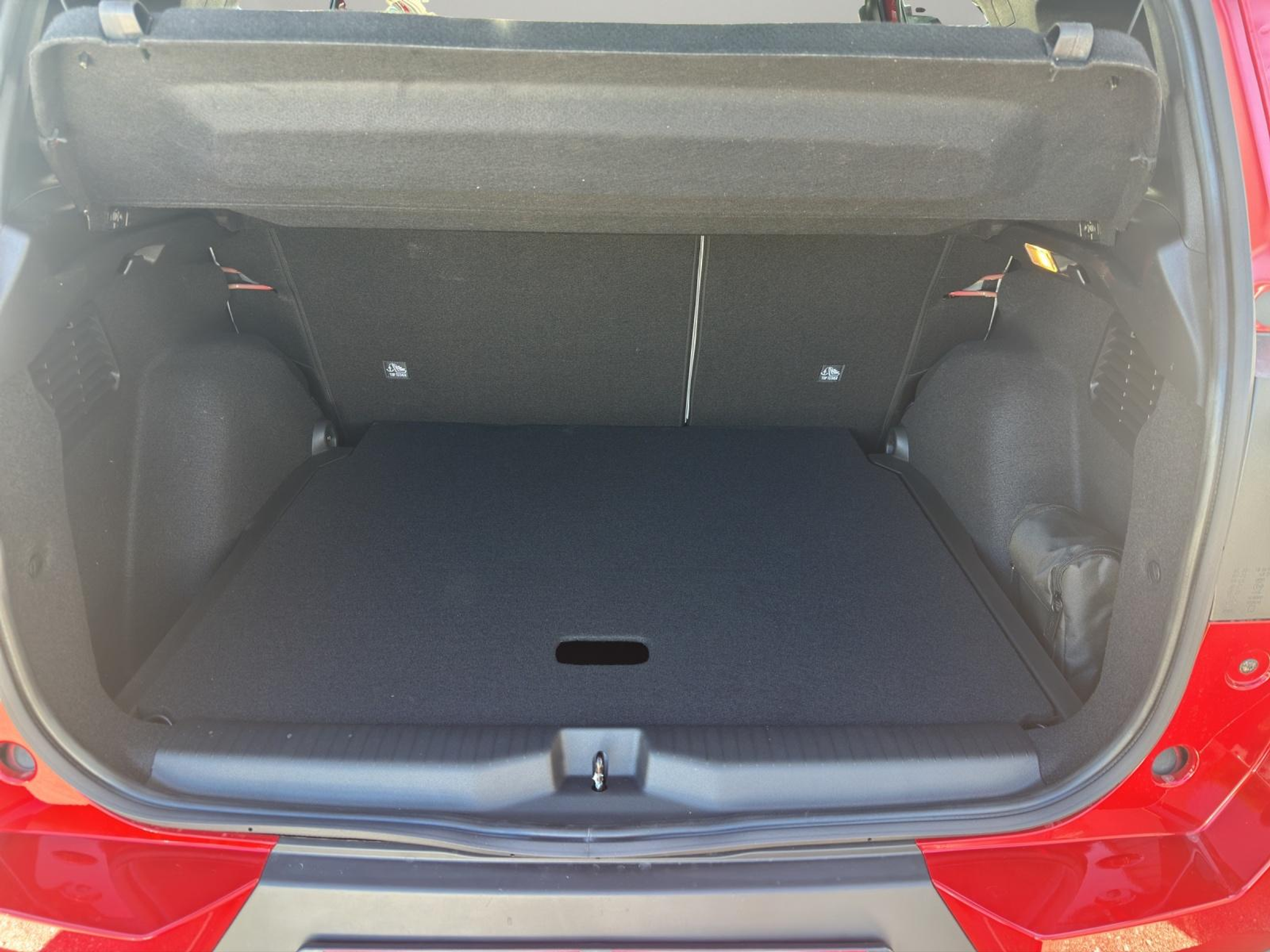 listing desktop thumbnail image 17